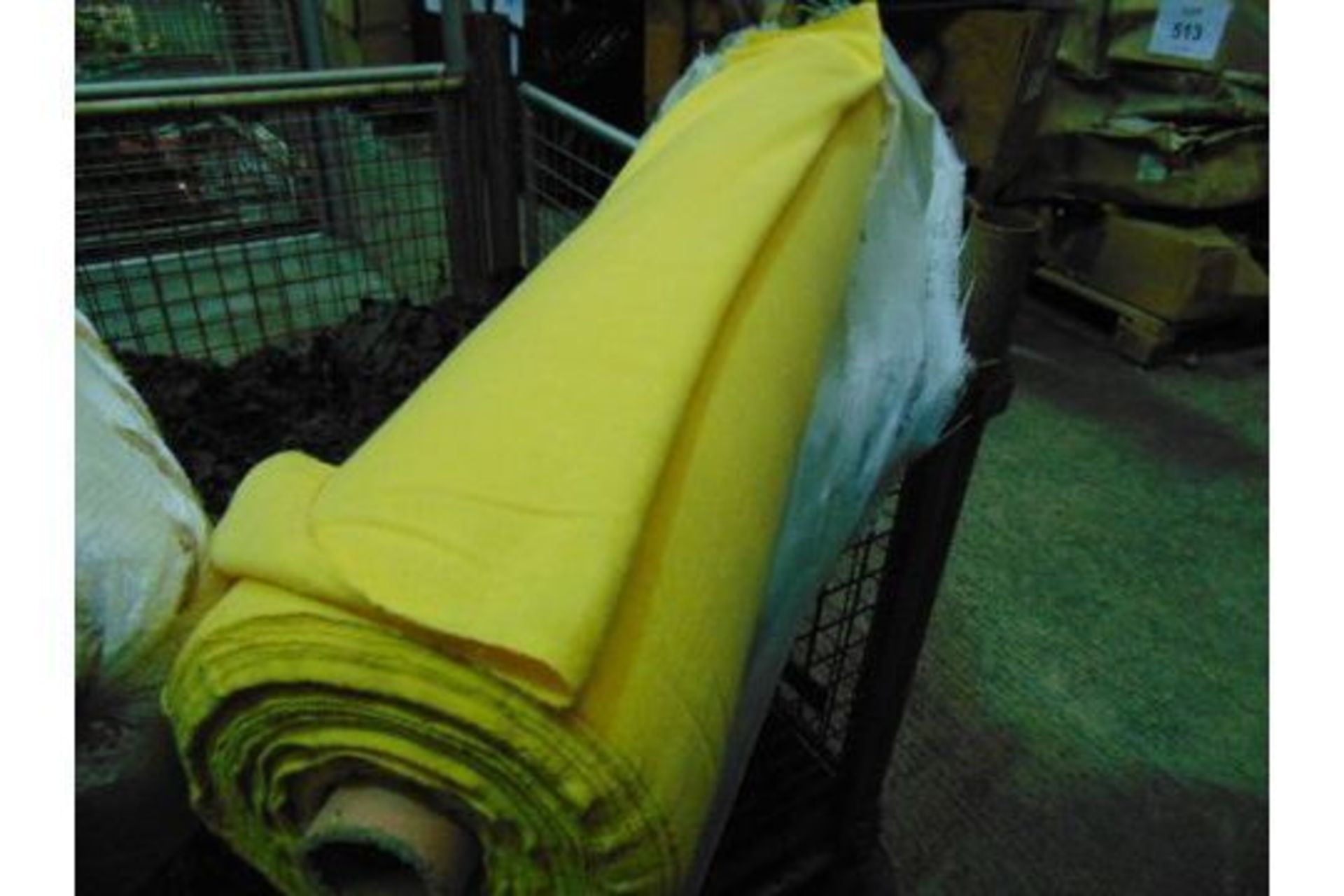 40m x 1m Roll of High Quality Yellow Duster New & Unissued