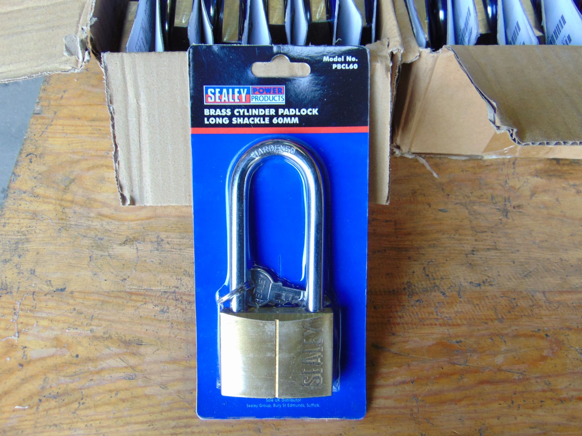 24 x New Sealey Padlock w/ Brass Cylinder - Long Shackle 60mm - in Original Packaging - Bild 3 aus 4