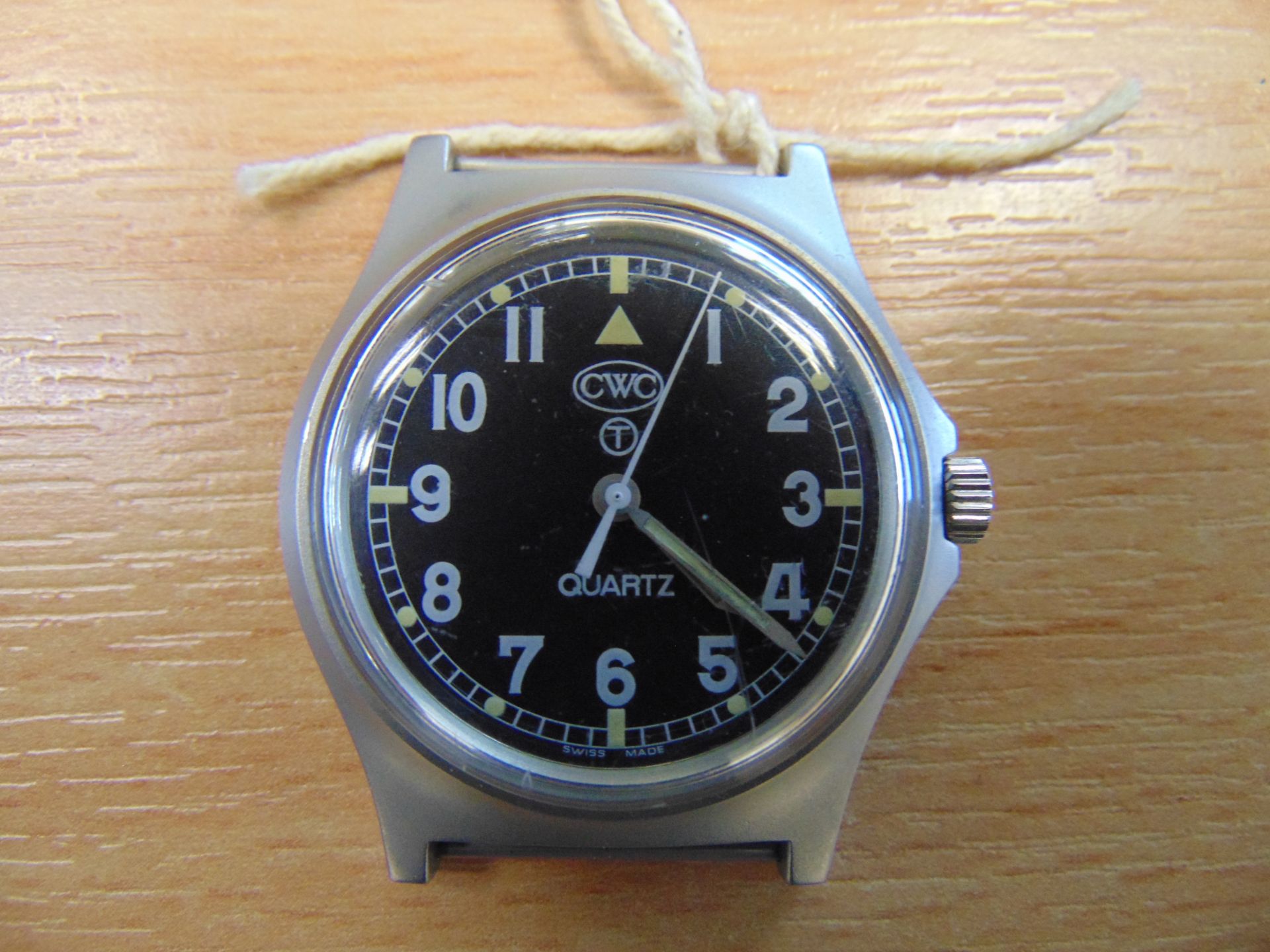 V Nice CWC W10 British Army Service Watch Water Proof to 5ATM Nato Marks, Date 2005, New Battery - Image 2 of 4