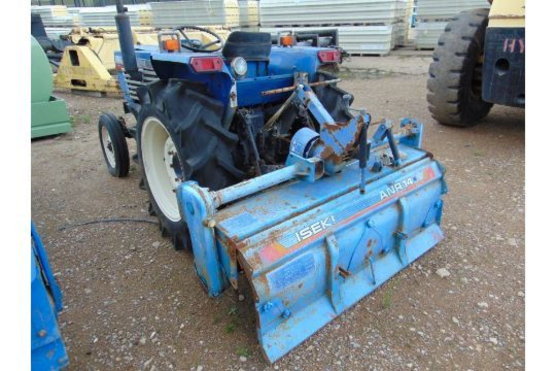 Iseki TL2500 2WD Compact Tractor c/w Rotovator ONLY 2692 HOURS! - Image 5 of 9