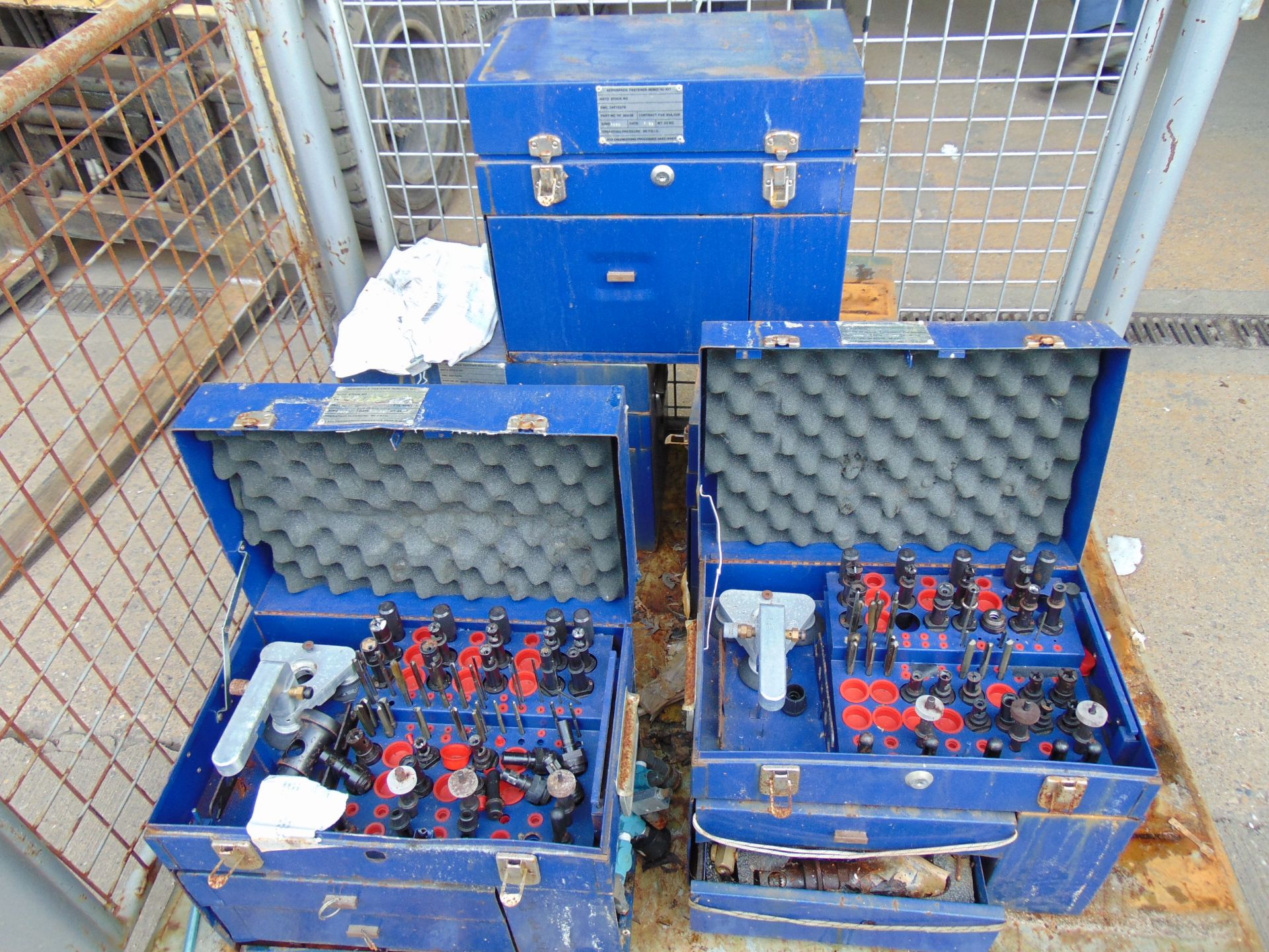 1 x Stillage of Aerospace Fastener Removal Kits