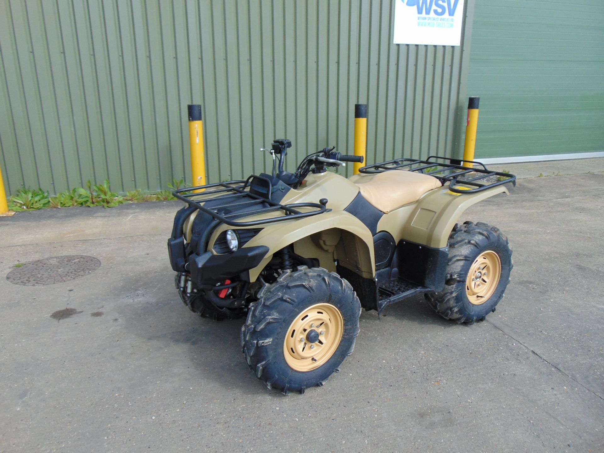 Yamaha Grizzly 450 4 x 4 ATV Quad Bike 584 hours only from MOD - Image 2 of 30