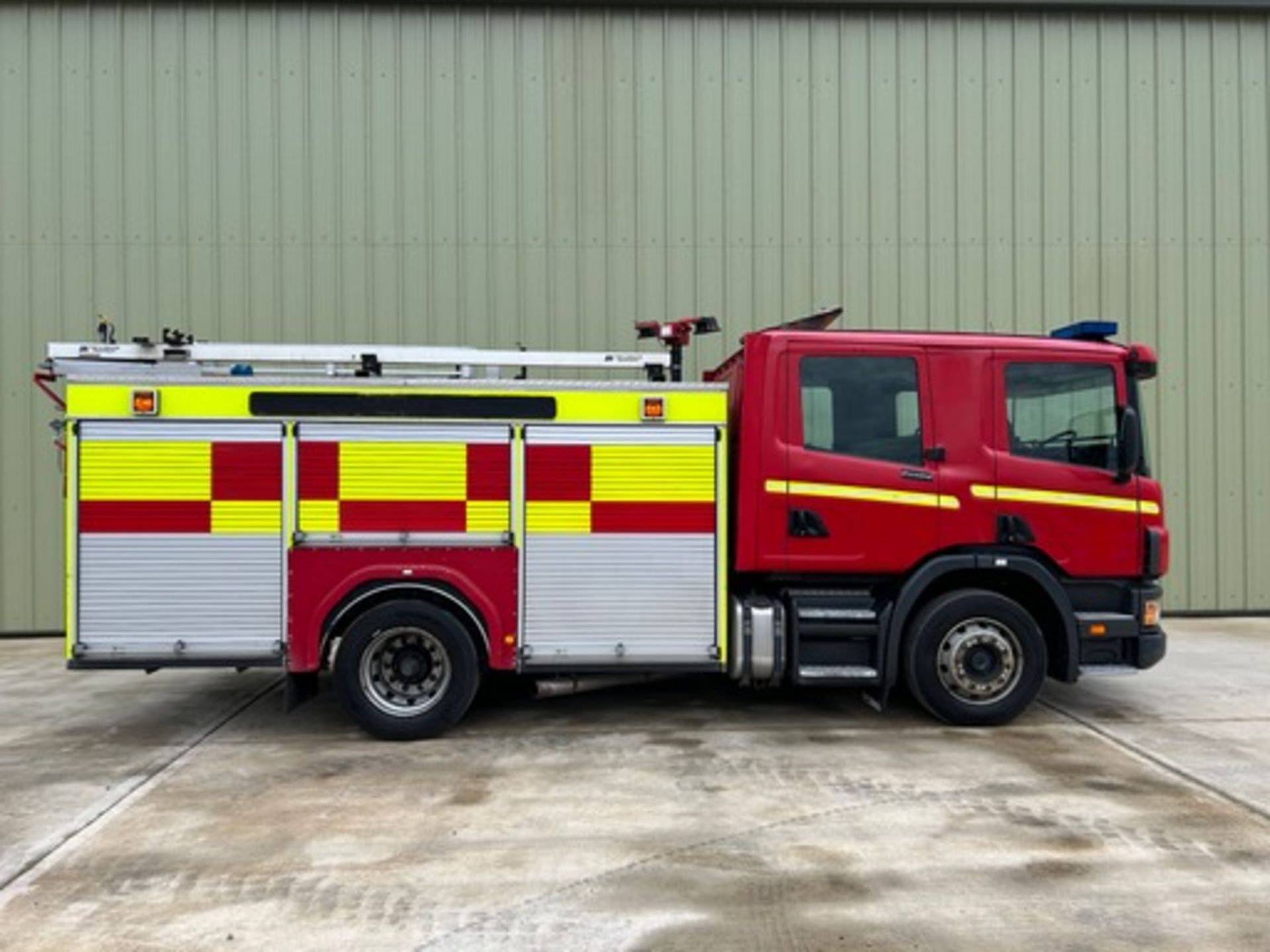 Scania Excalibur 94D 260 Fire Appliance - Image 9 of 26