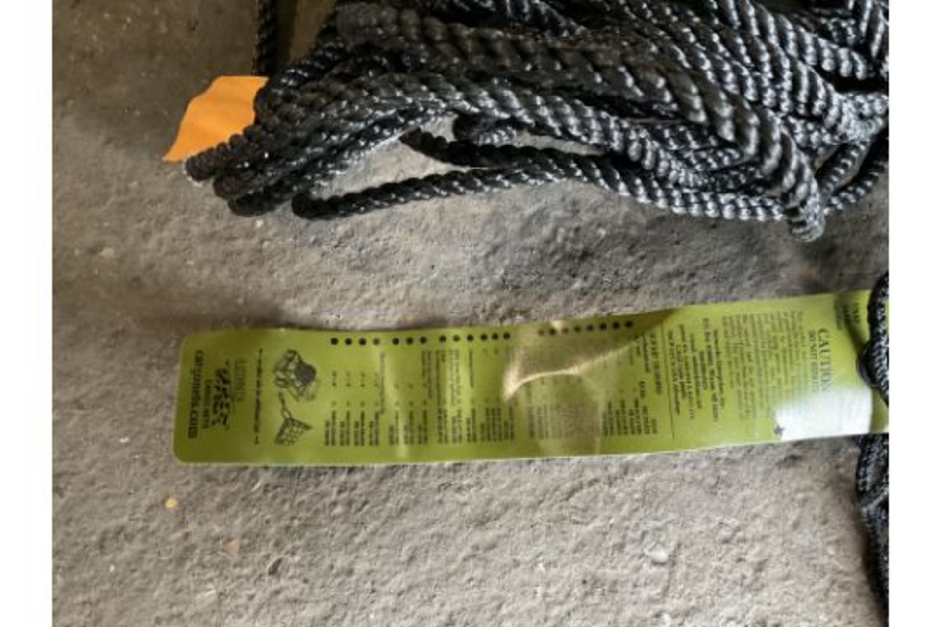 LOAD MASTER CARGO NET C/W STRAPS, ETC FOR LAND ROVERS, TRAILERS, ETC IN BAG - Image 2 of 5