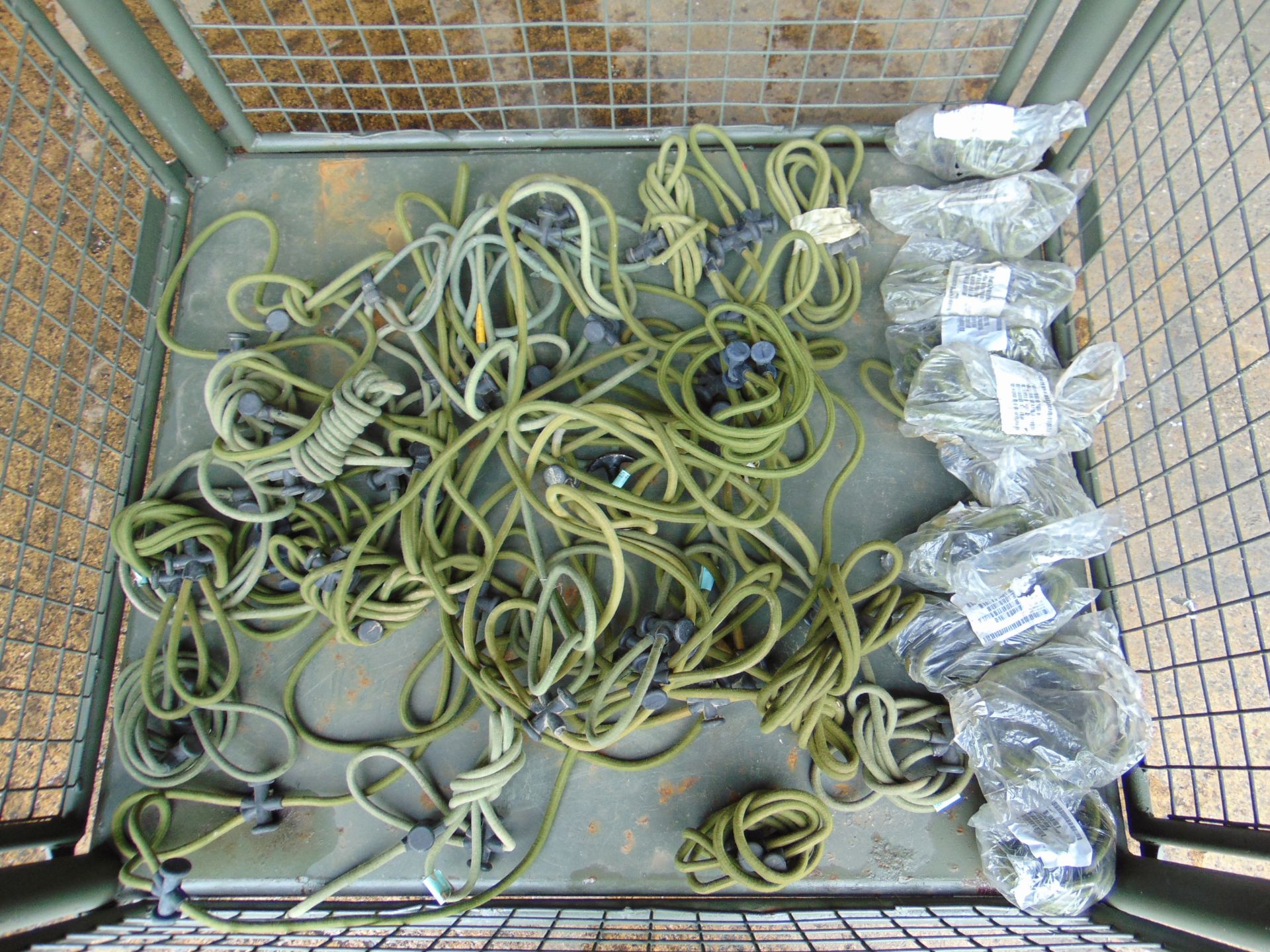 1 x Stillage of Elastic Bungee Securing Cords - Image 2 of 5