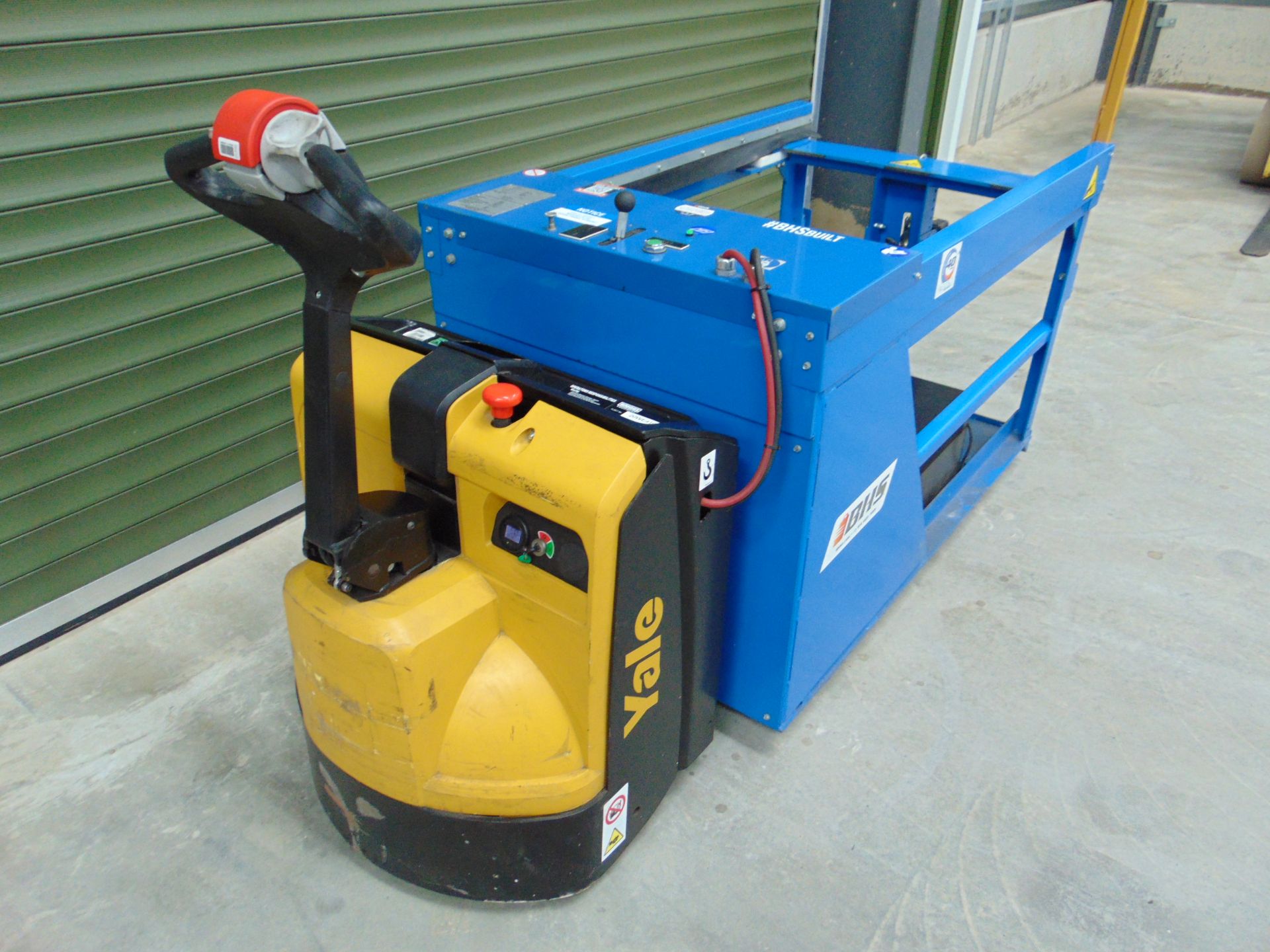 2020 Yale MP20 Electric Walk-Behind Pallet Truck w/ Battery Transfer Carriage & Battery Charger - Image 3 of 25