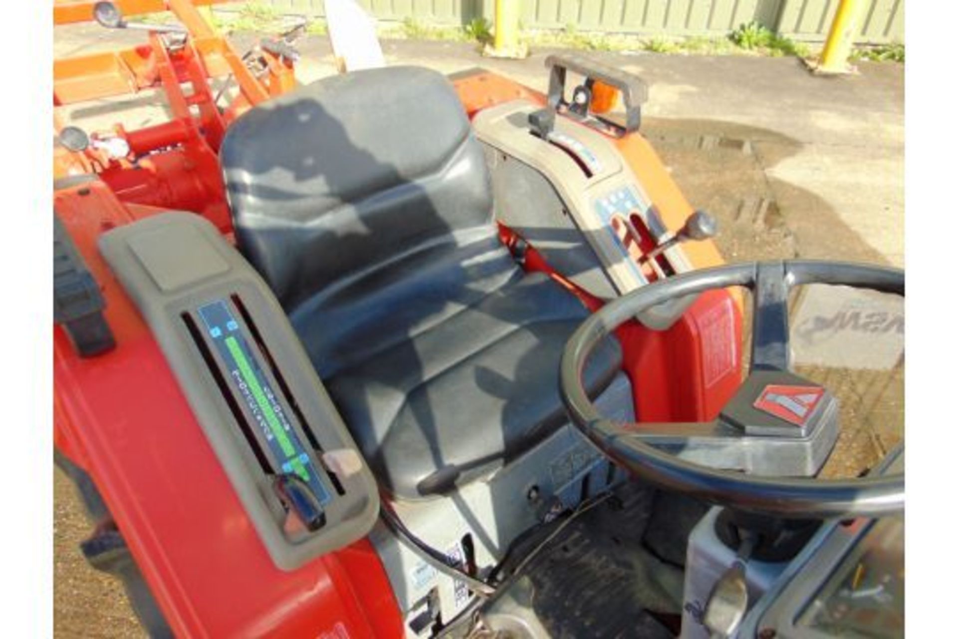 Yanmar F-7 4 x 4 Diesel Compact Tractor c/w RSA-1303 Rotorvator - Image 12 of 28