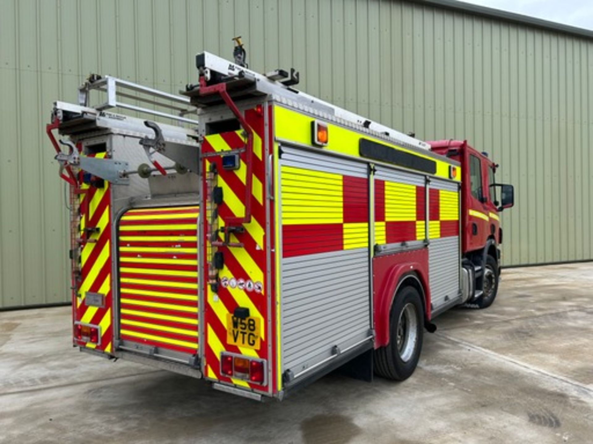 Scania Excalibur 94D 260 Fire Appliance - Image 4 of 26