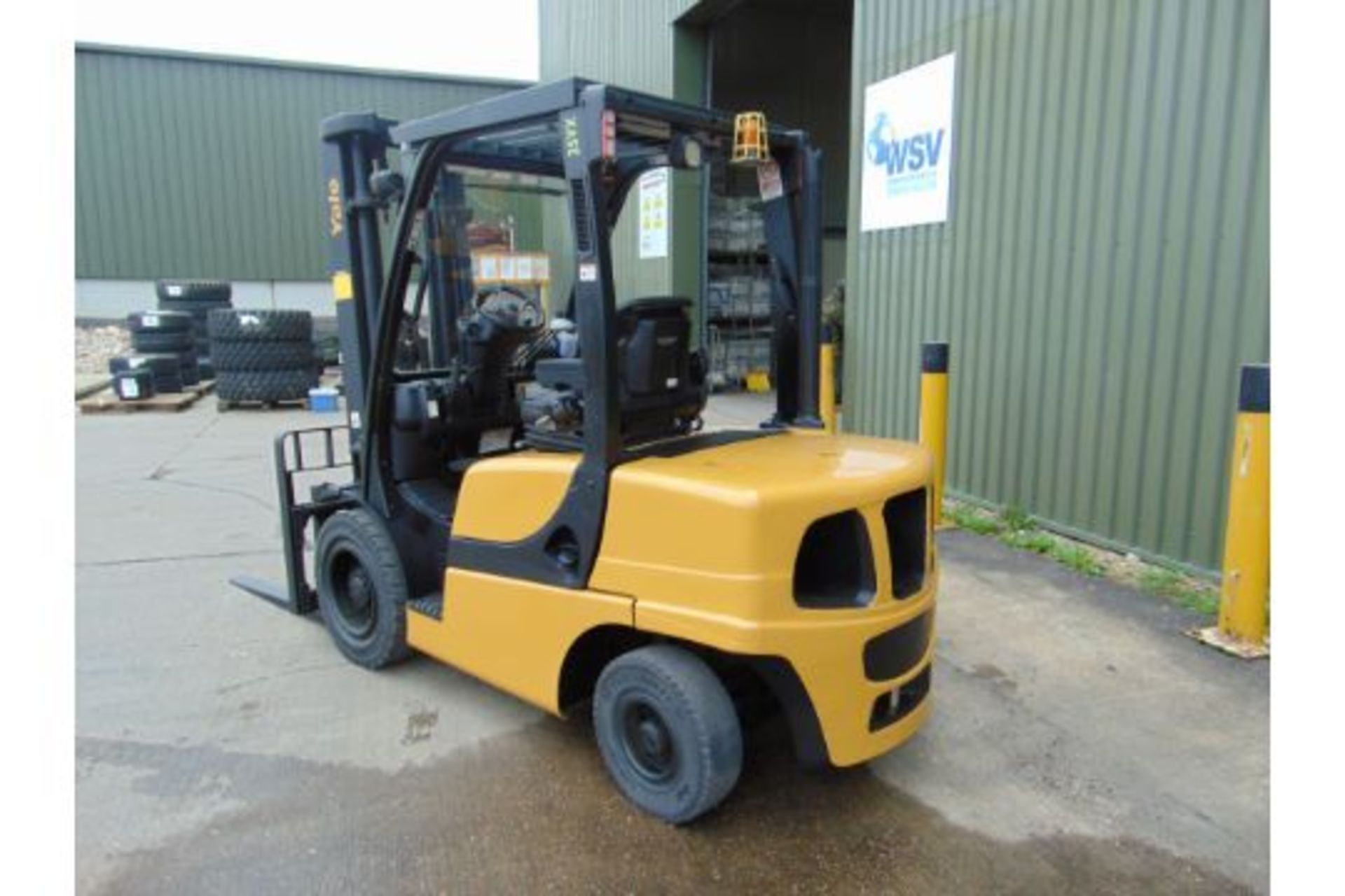 2011 Yale GDP35VX Fork Lift Truck - Triple 3 Stage Mast w/ Side Shift - Bild 3 aus 34