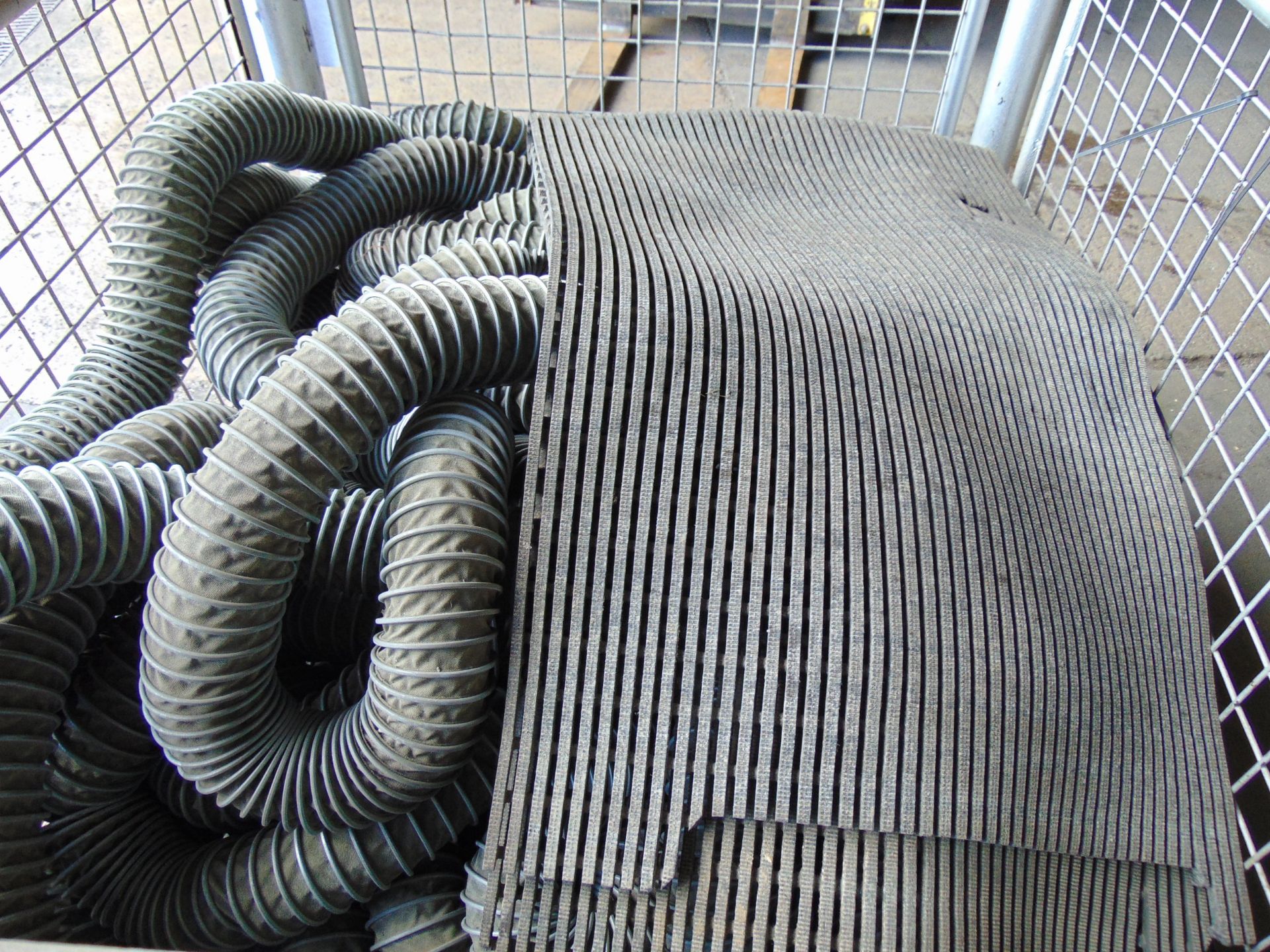 1 x Stillage of Flexible Hoses and Vehicle Floor Mats - Image 4 of 5