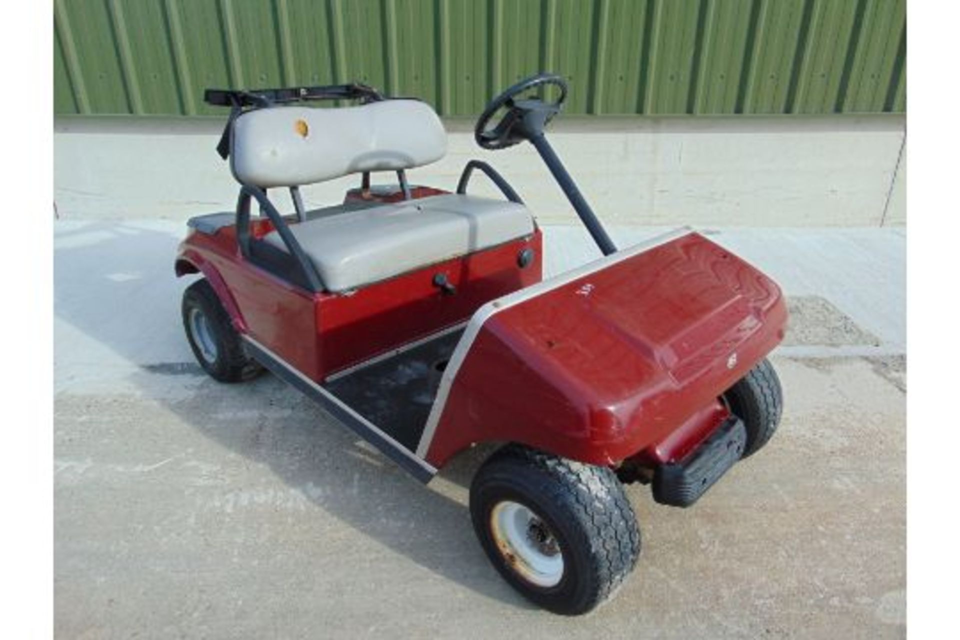 Club Car Golf Cart - Petrol Engine