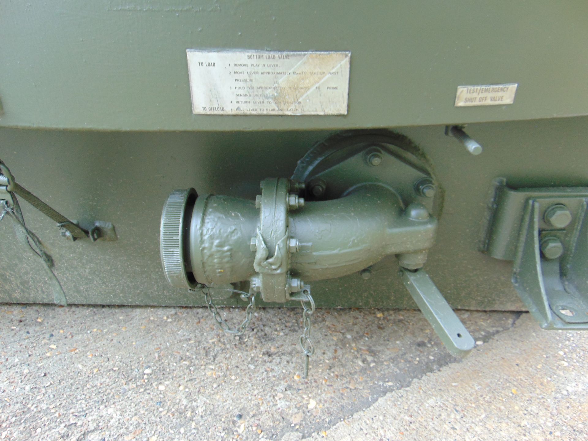 Gloster Saro 2,200 Ltr Aluminium Fuel / Fluid Distribution Tank - Image 7 of 12