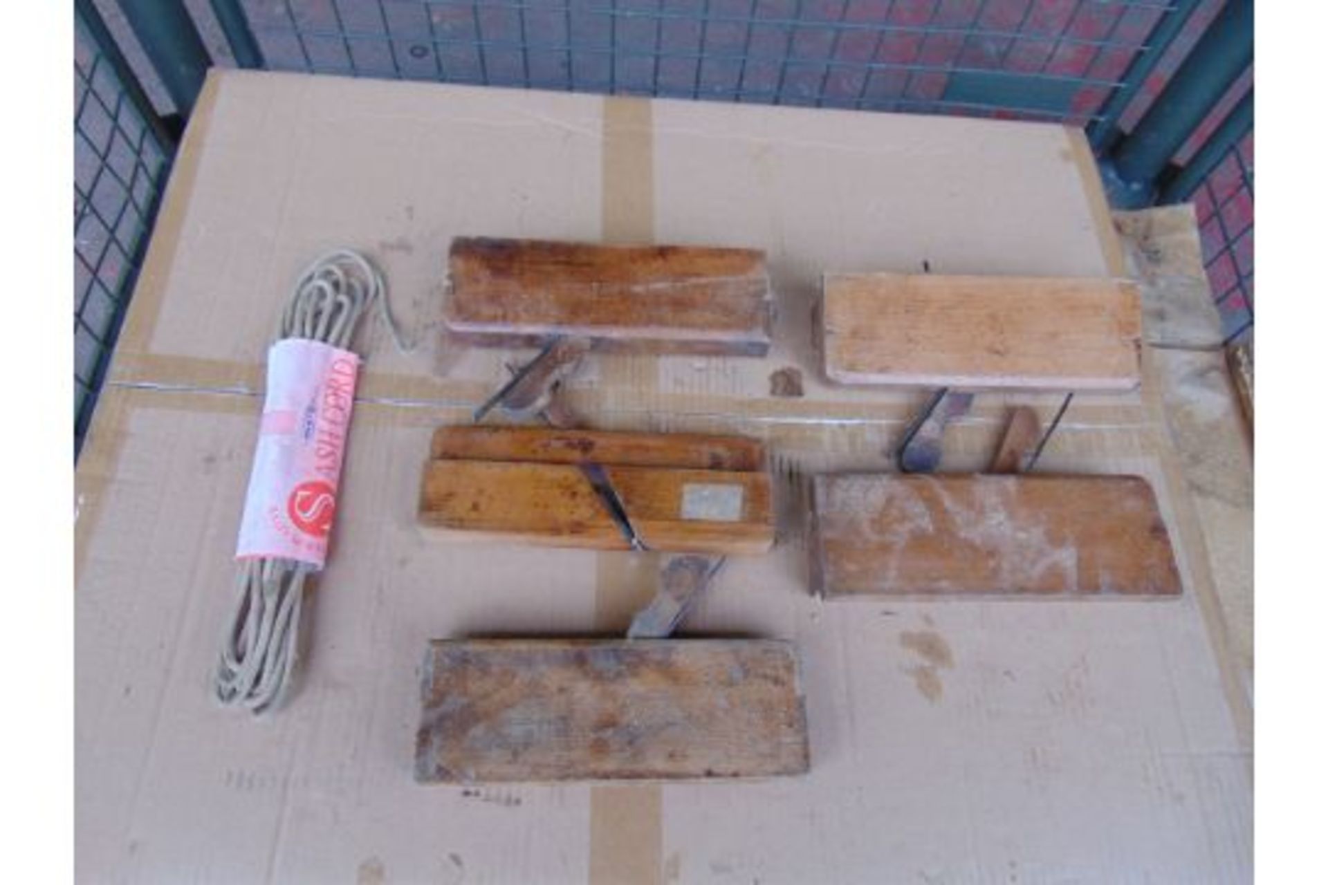 1 Set of 5 Antique Wood Working Tools and Sash Cord - Bild 2 aus 5