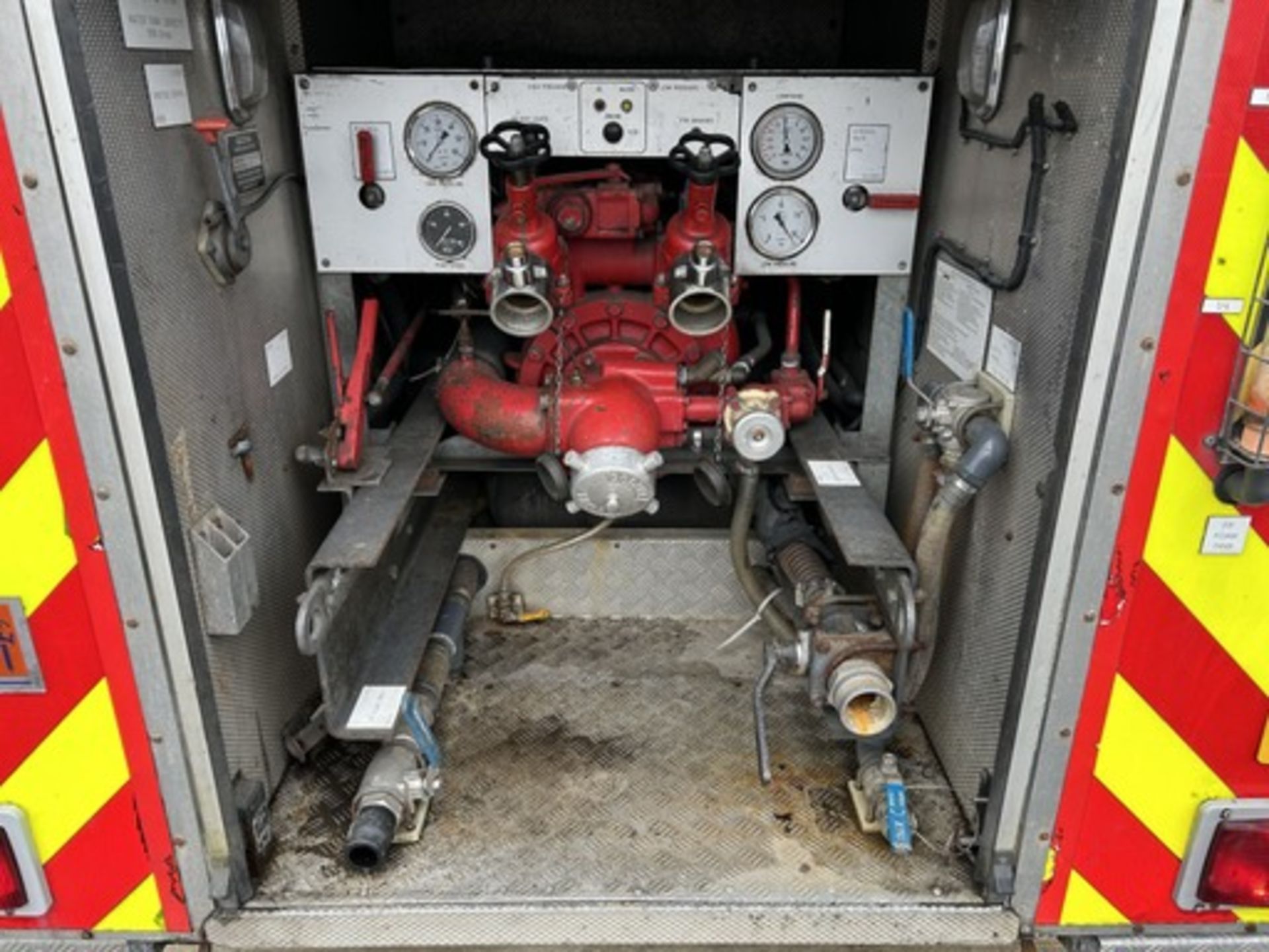 Scania Excalibur 94D 260 Fire Appliance - Image 14 of 26