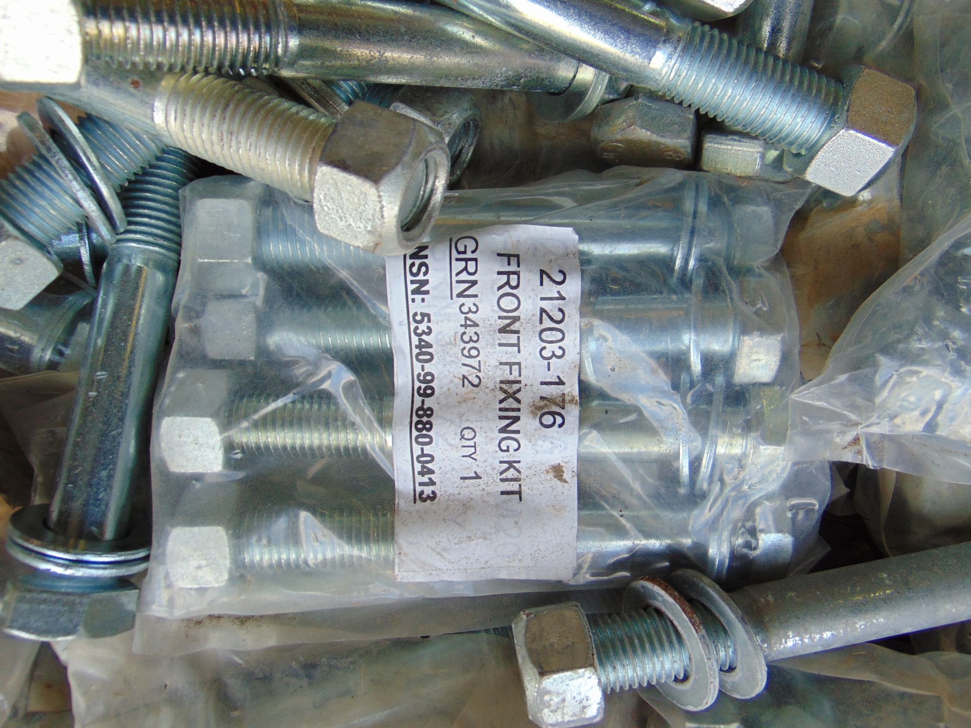 Approx. 250 M20 x 150 Grade 8.8 Bolts, Washers & Nuts - Image 3 of 4