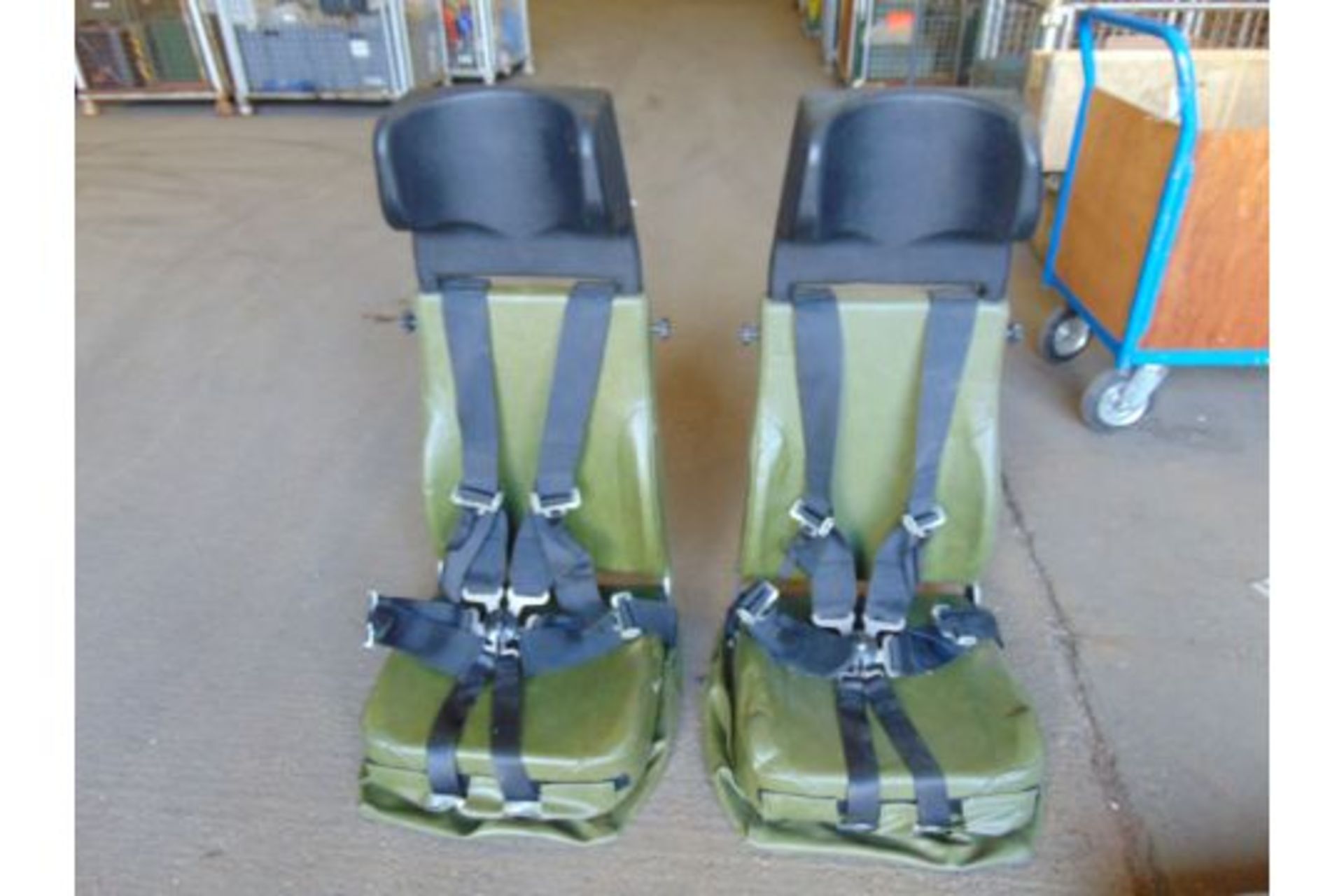 2 x New Unissued WIMIK Crew Seats c/w 5 Point Harness - Image 6 of 6