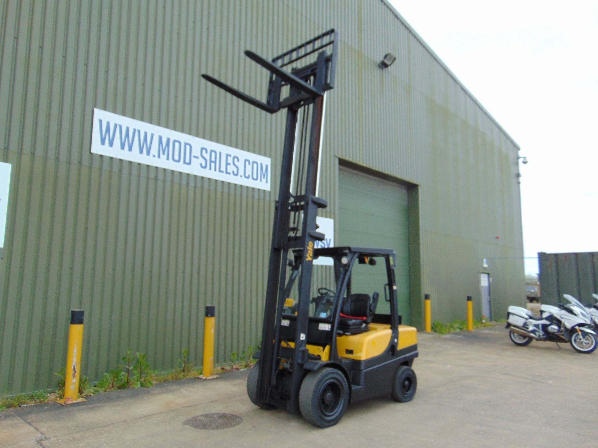 2011 Yale GDP 35VX Diesel Fork Lift Truck - Image 18 of 48