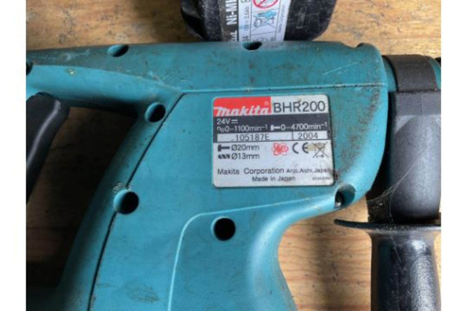 2X MAKITA DRILLS AND CASE - Image 3 of 5