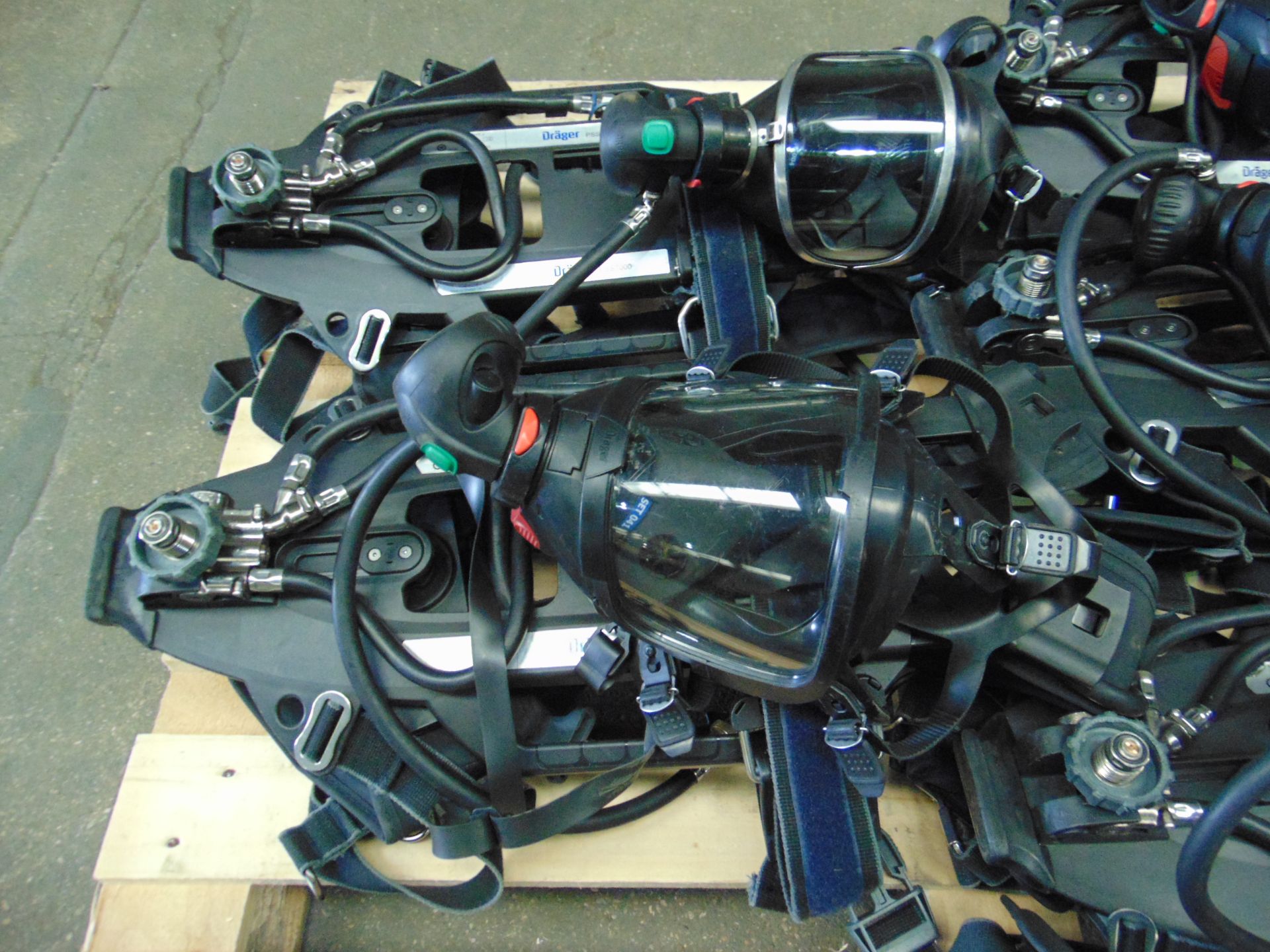 5 x Drager PSS 7000 Self Contained Breathing Apparatus w/ 10 x Drager 300 Bar Air Cylinders - Image 14 of 21