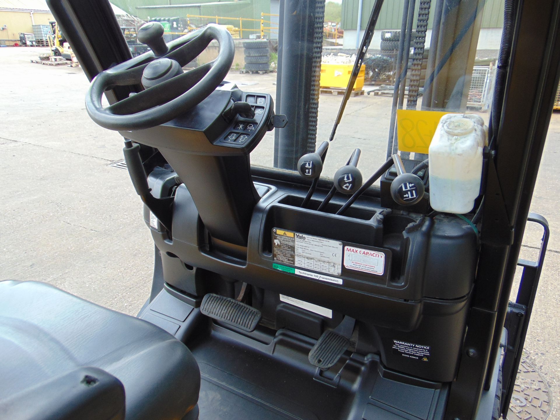 2011 Yale GDP 35VX Diesel Fork Lift Truck - Image 24 of 48