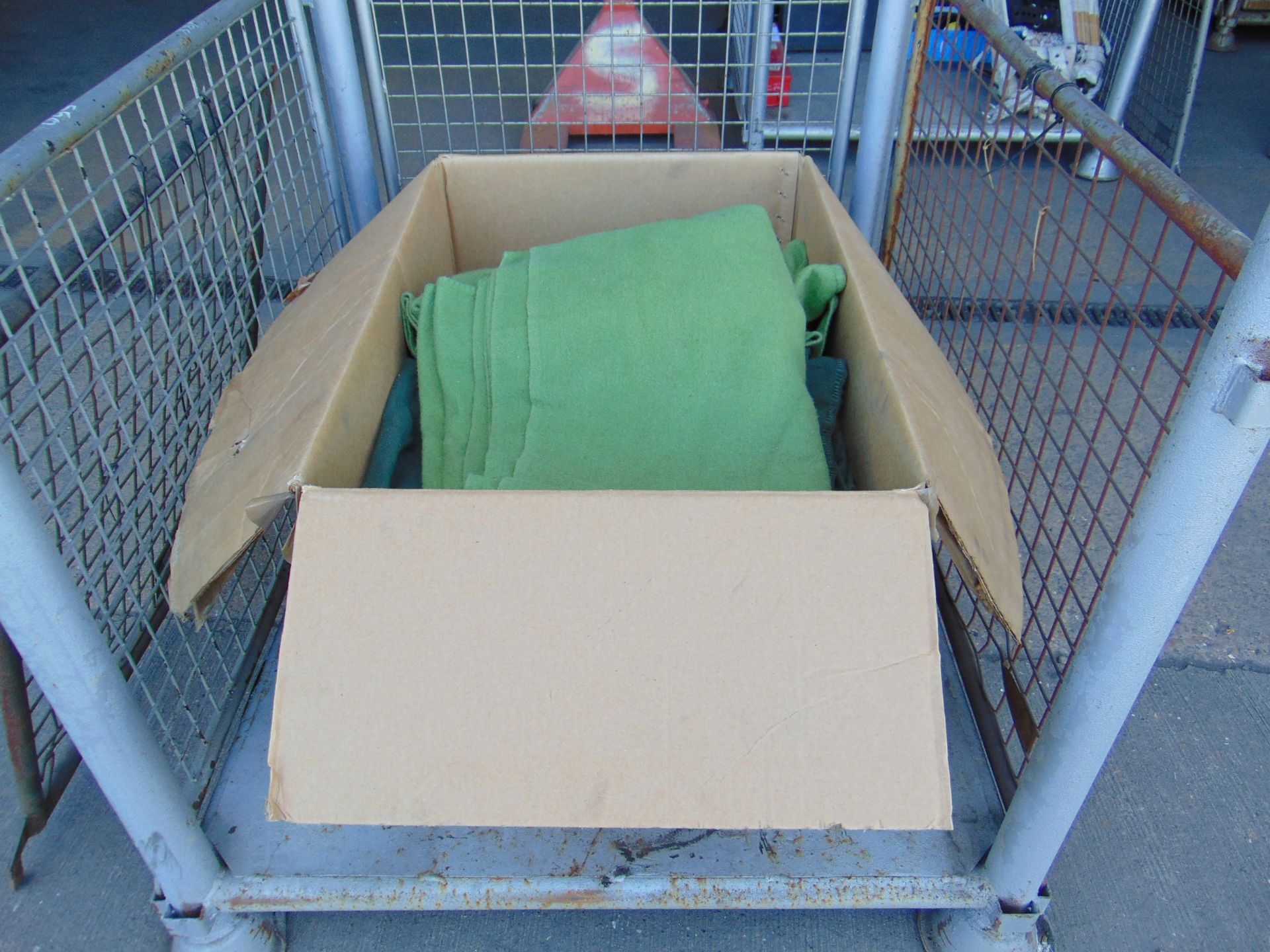 Stillage Ambulance/Stretcher Blankets from MOD - Image 3 of 6