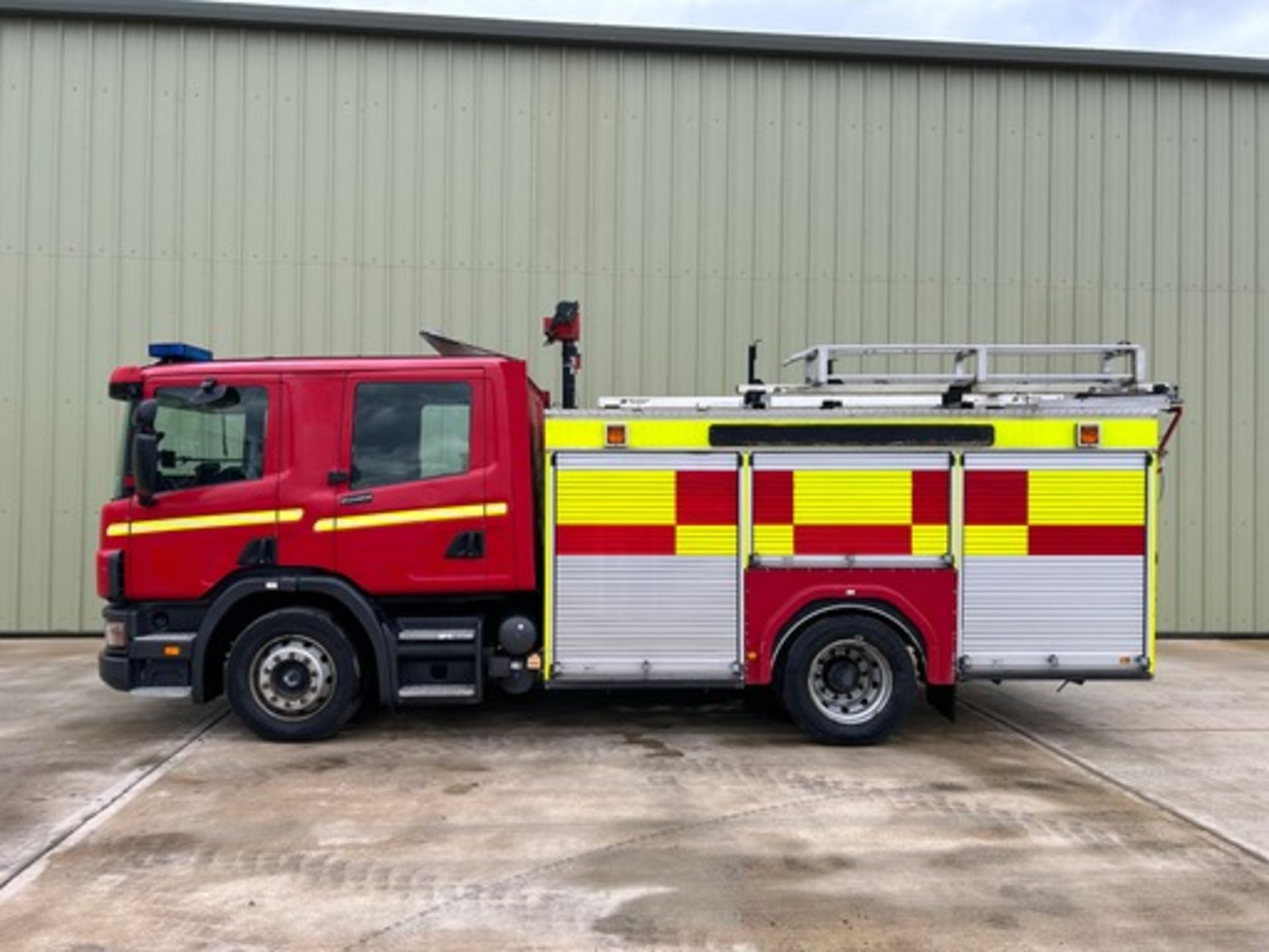 Scania Excalibur 94D 260 Fire Appliance - Image 7 of 26