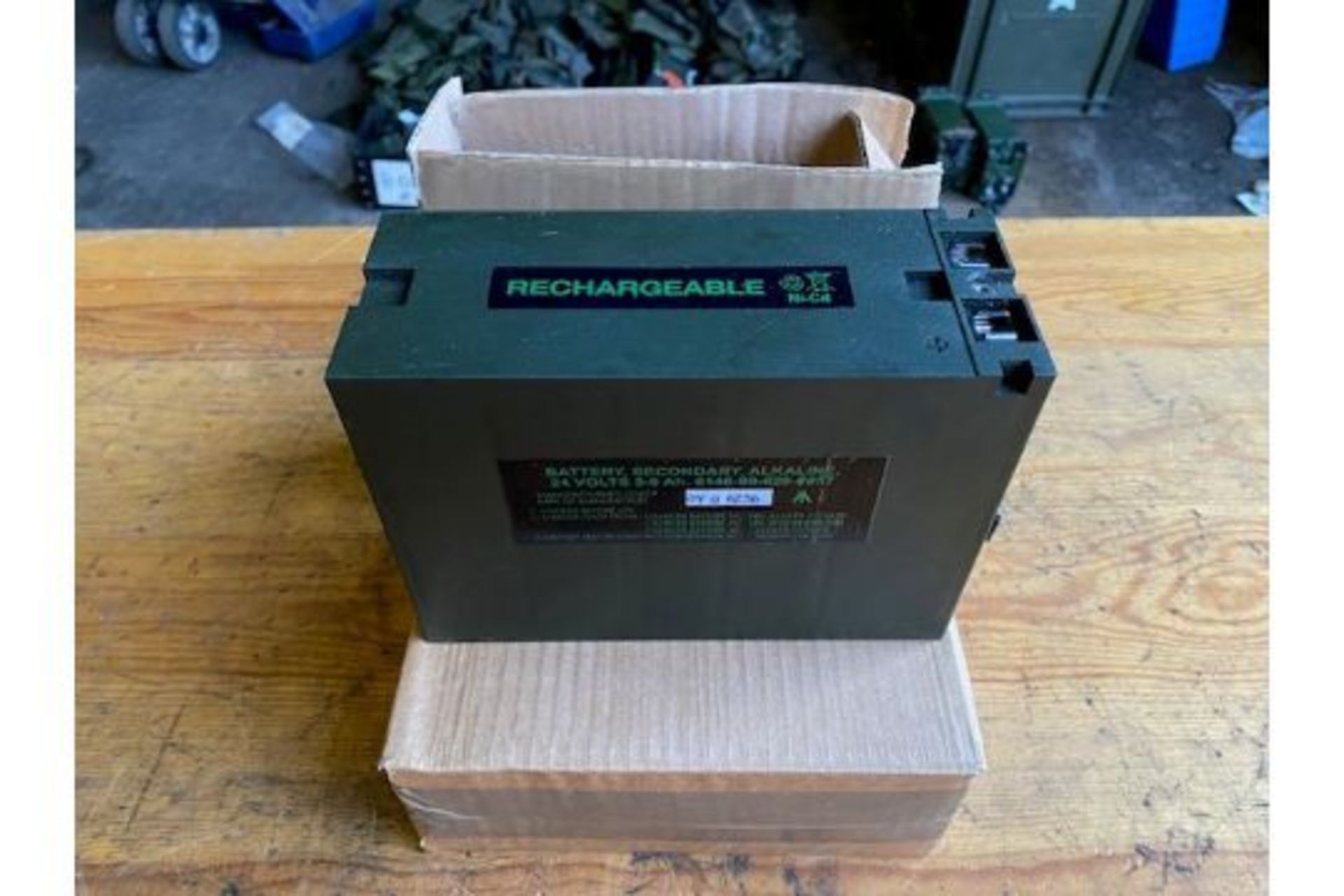 2 x New Unissued Clansman 24 Volt Rechargeable Radio Battery - Bild 3 aus 5