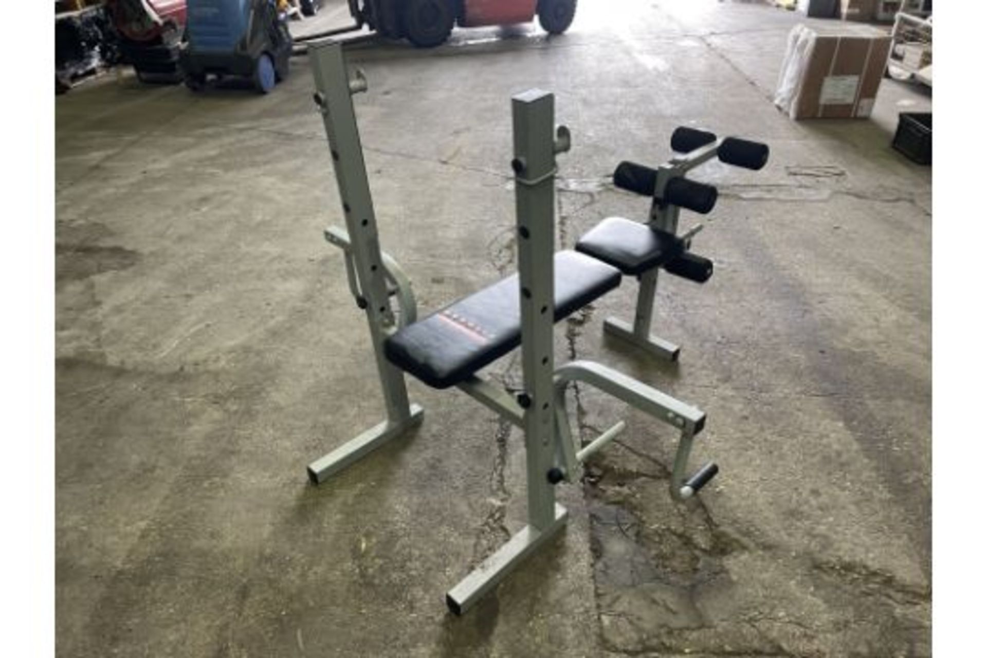 York Fitness Heavy Duty Multi-function Barbell Bench - Image 4 of 12