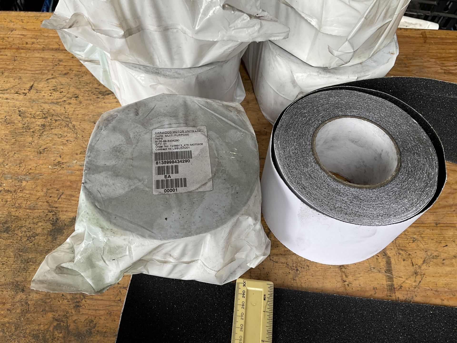 6X ROLLS OF NON SLIP WALKWAY TAPE 3.5 ins WIDE. NOS - Image 3 of 3