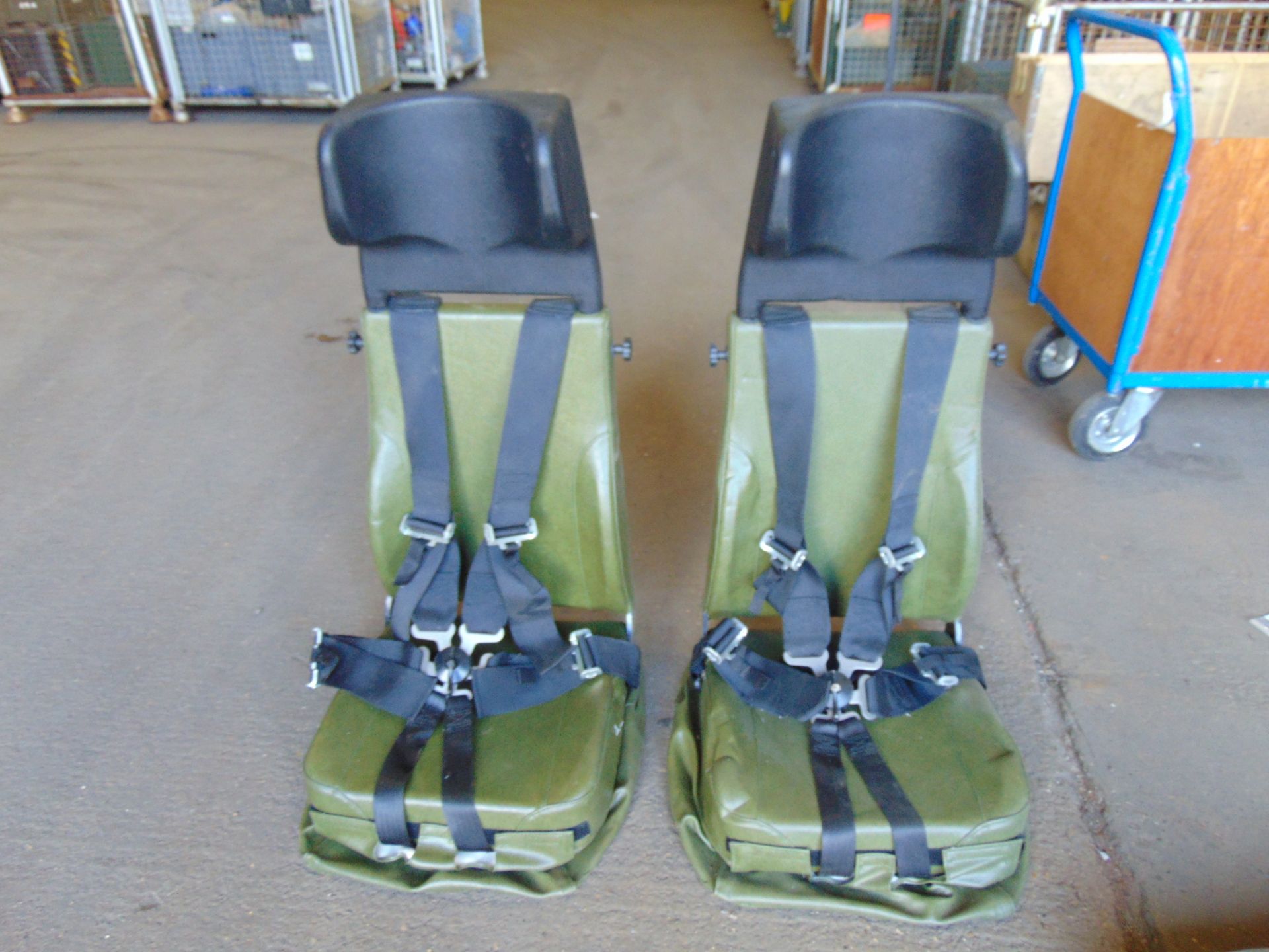 2 x New Unissued WIMIK Crew Seats c/w 5 Point Harness - Bild 6 aus 9