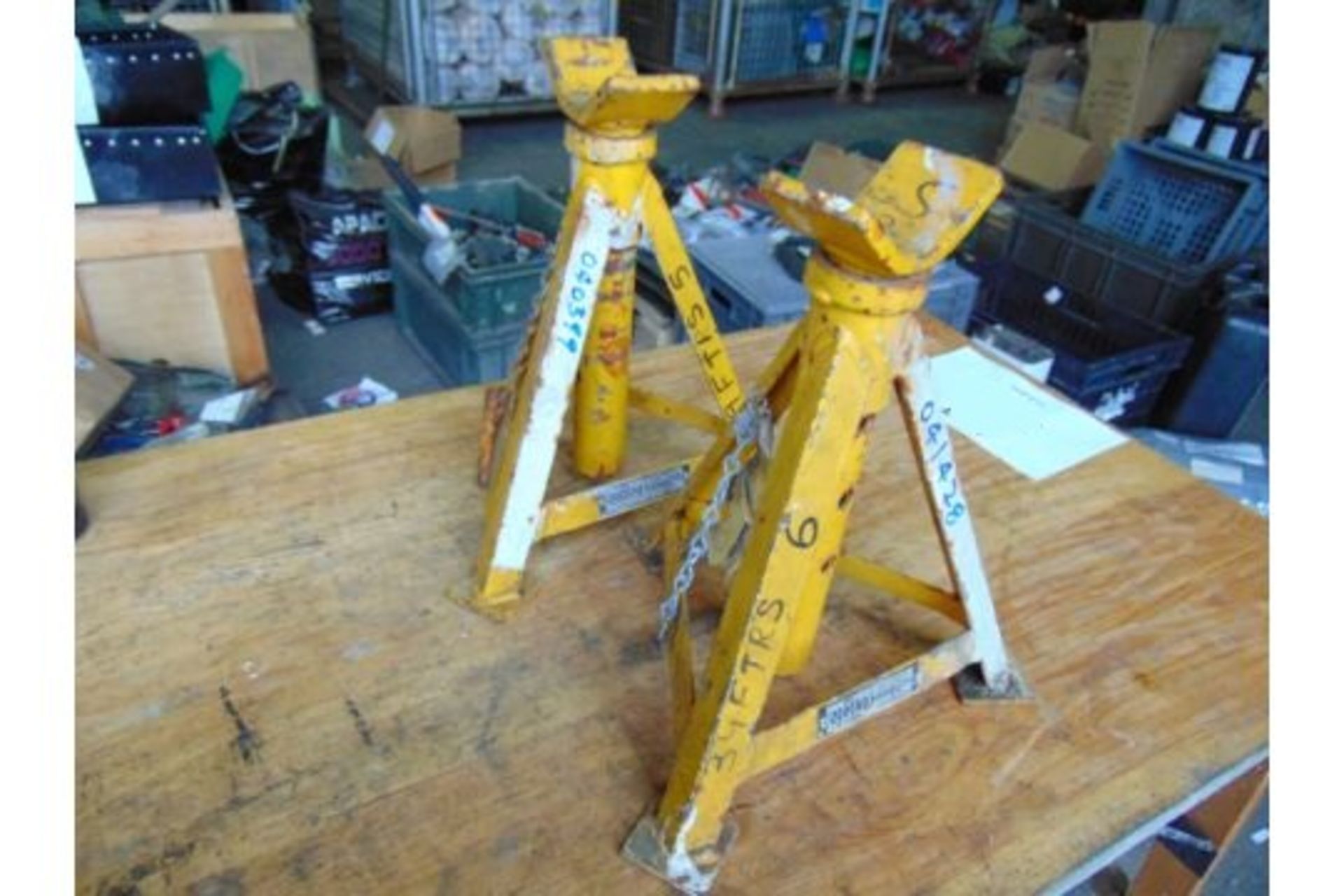 2 x 2 ton Adjustable Axle Stands - Image 4 of 4