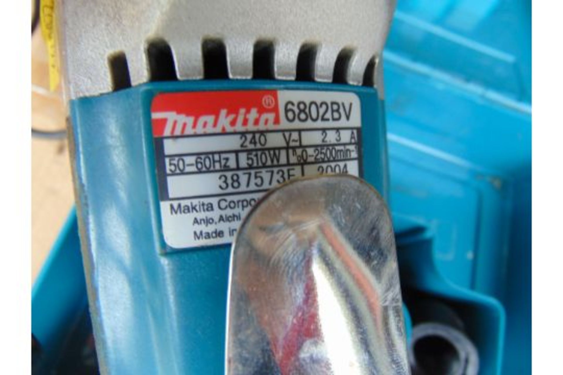 Makita 240v Model 6802BV Electric Wrench / Screw Driver from UK Fire Service Workshop in Case - Image 5 of 5