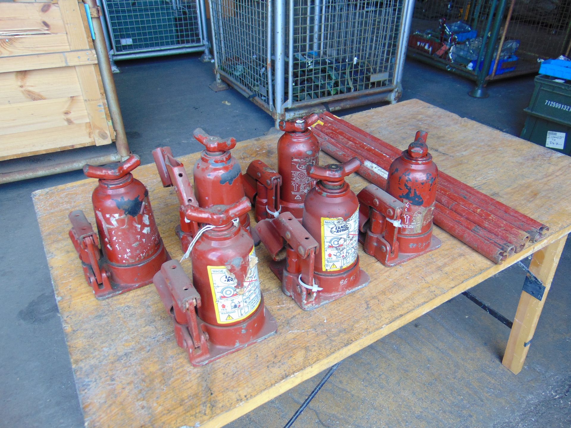 6 x Land Rover 2 Tonne Bottle Jacks - Image 4 of 5