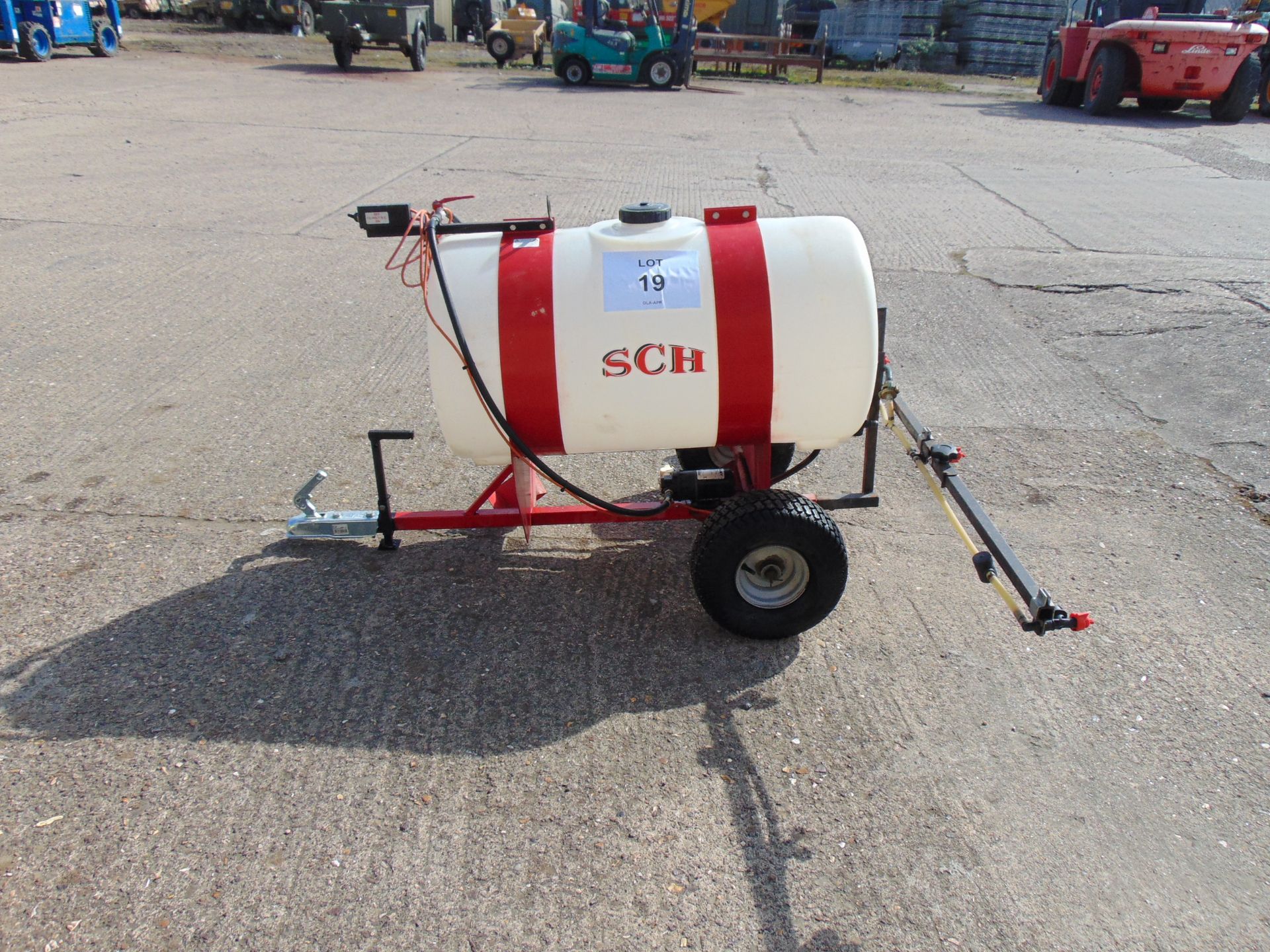 SCH GWCS9 180 L Towed Sprayer 96 inch spray width with folding spray bar. - Image 6 of 15