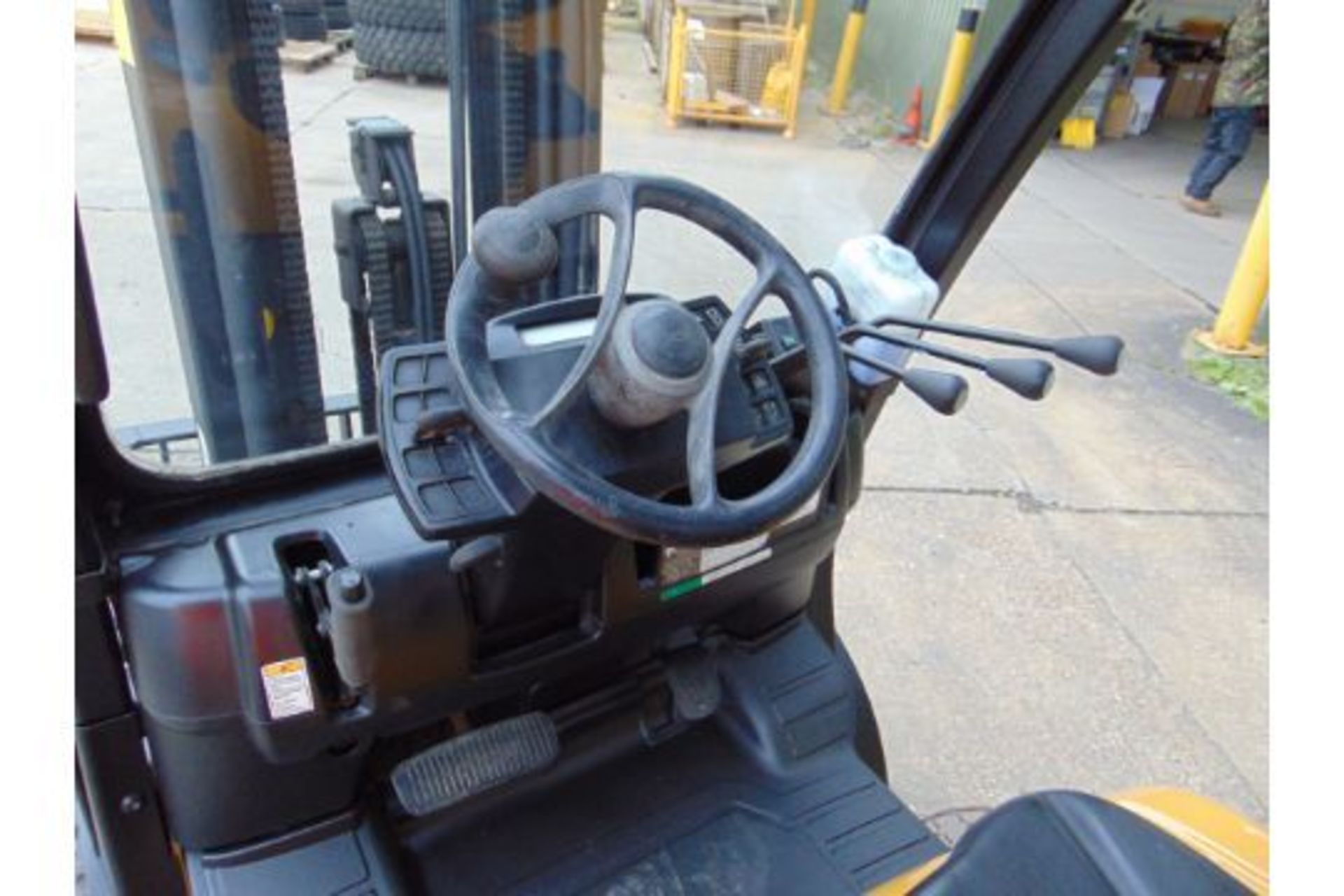 2011 Yale GDP35VX Fork Lift Truck - Triple 3 Stage Mast w/ Side Shift - Bild 8 aus 34