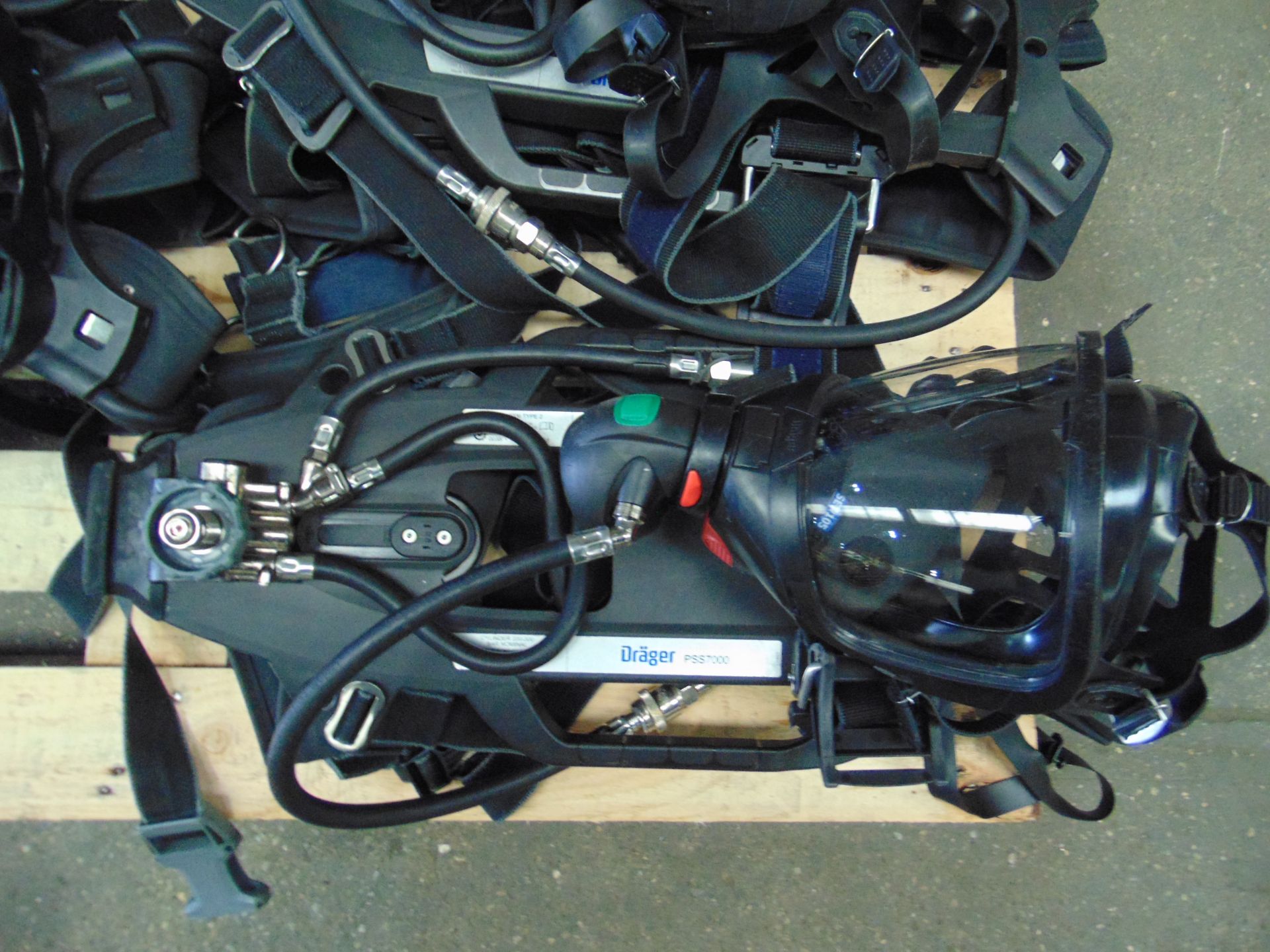 5 x Drager PSS 7000 Self Contained Breathing Apparatus w/ 10 x Drager 300 Bar Air Cylinders - Image 13 of 22
