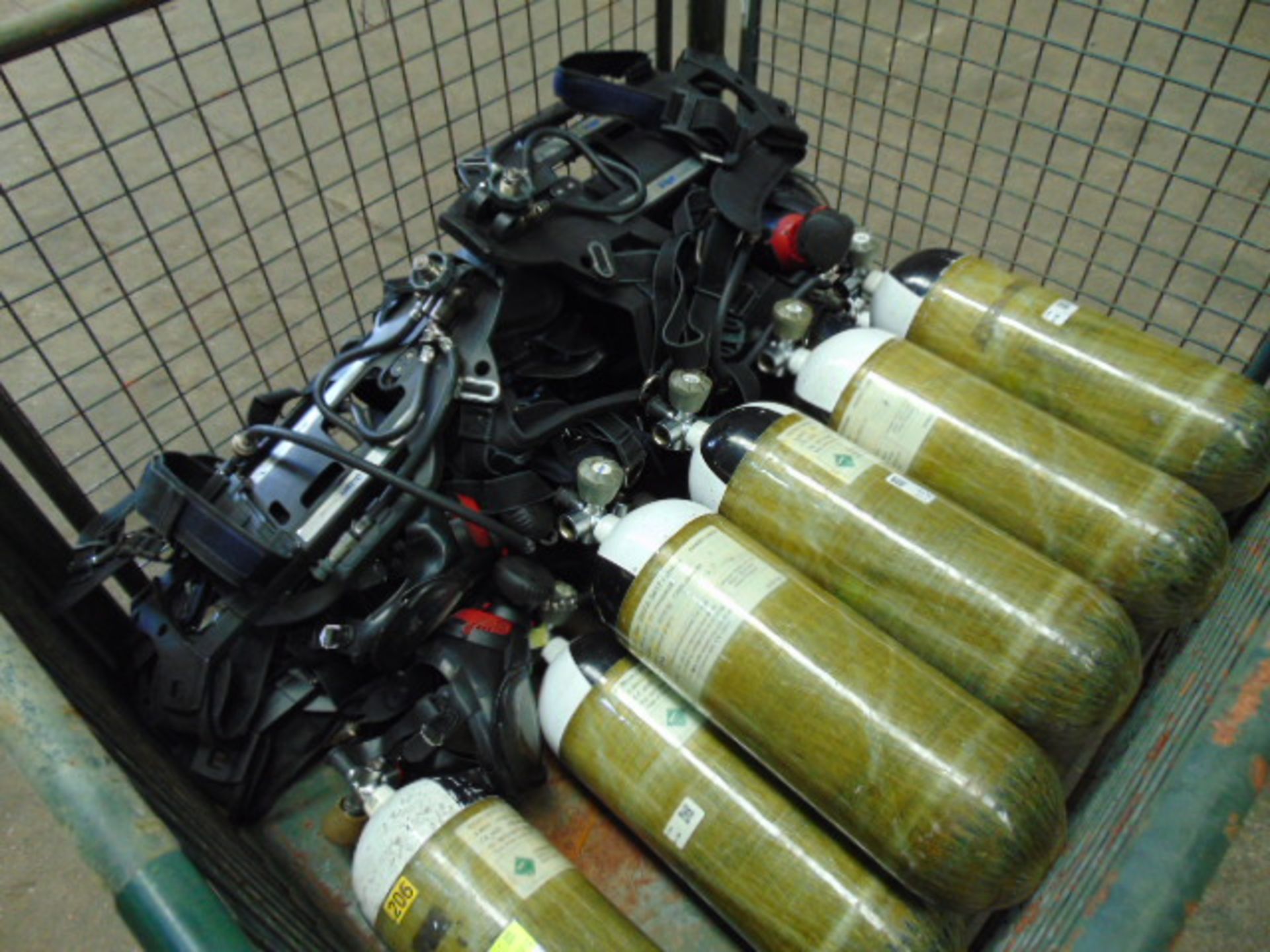 5 x Drager PSS 7000 Self Contained Breathing Apparatus w/ 10 x Drager 300 Bar Air Cylinders - Image 25 of 27
