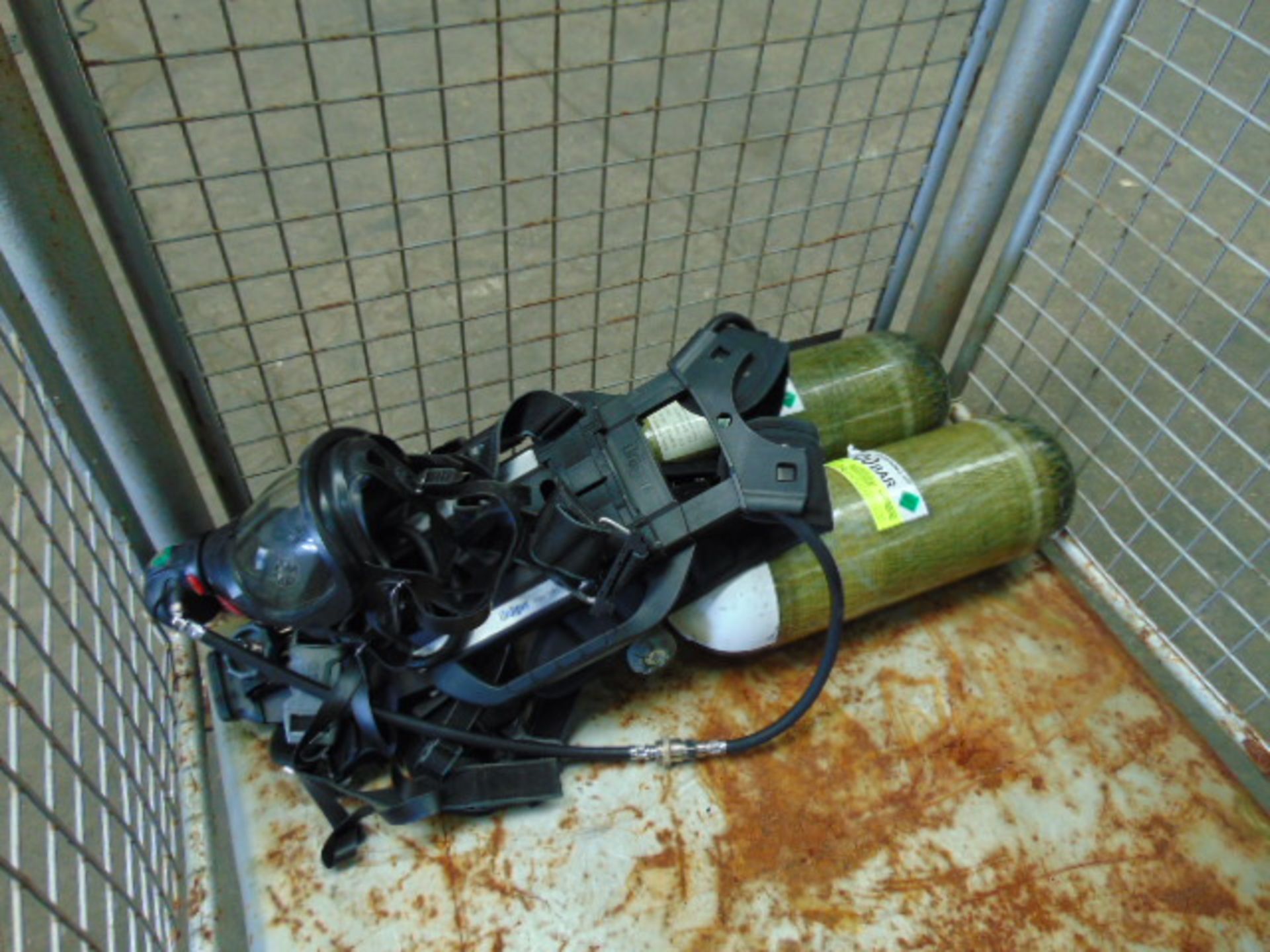 Drager PSS 7000 Self Contained Breathing Apparatus w/ 2 x Drager 300 Bar Air Cylinders - Image 19 of 23