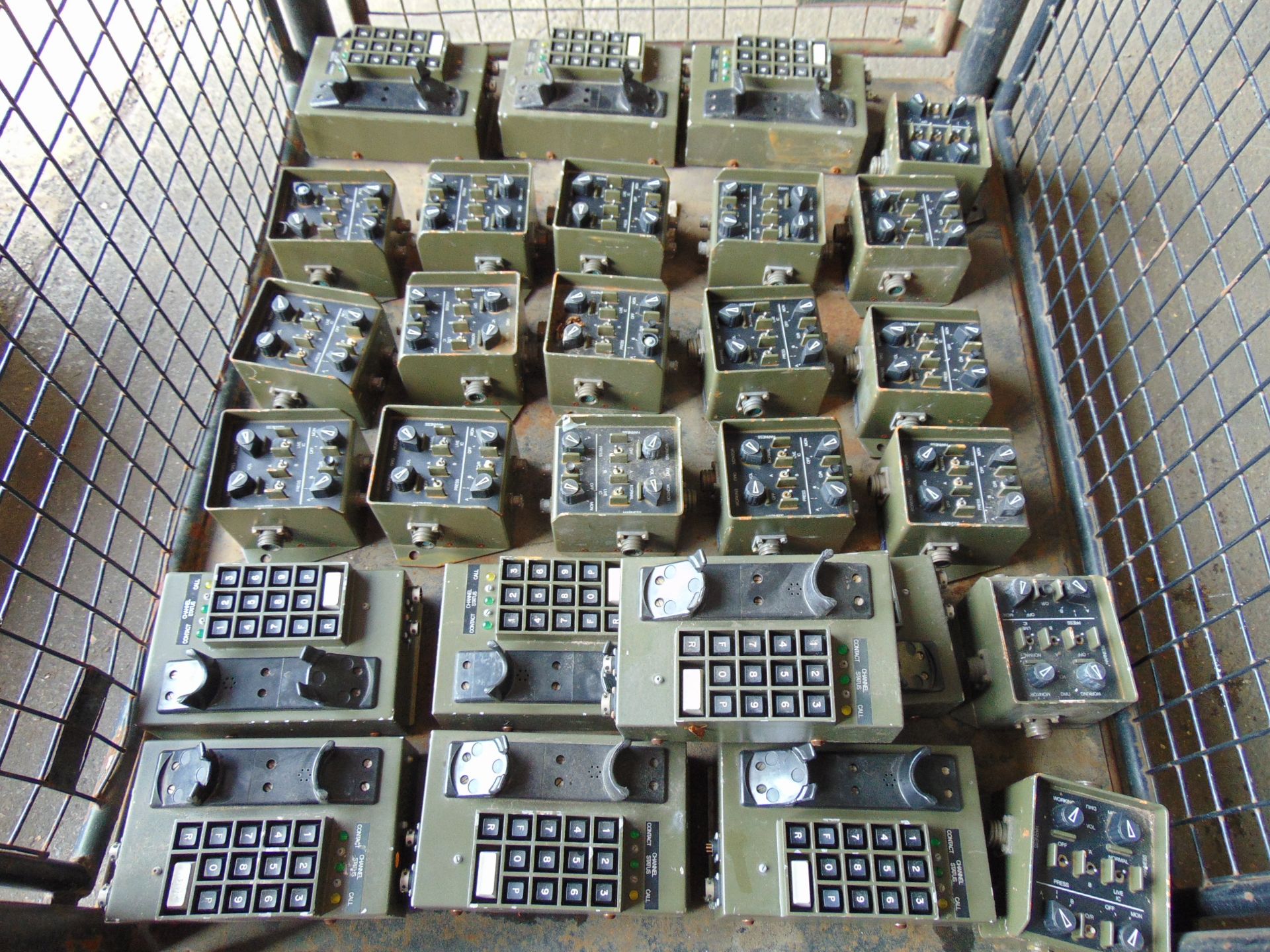 1 x Stillage Clansman Vehicle Harness Boxes and Phones (x 28) - Image 2 of 4