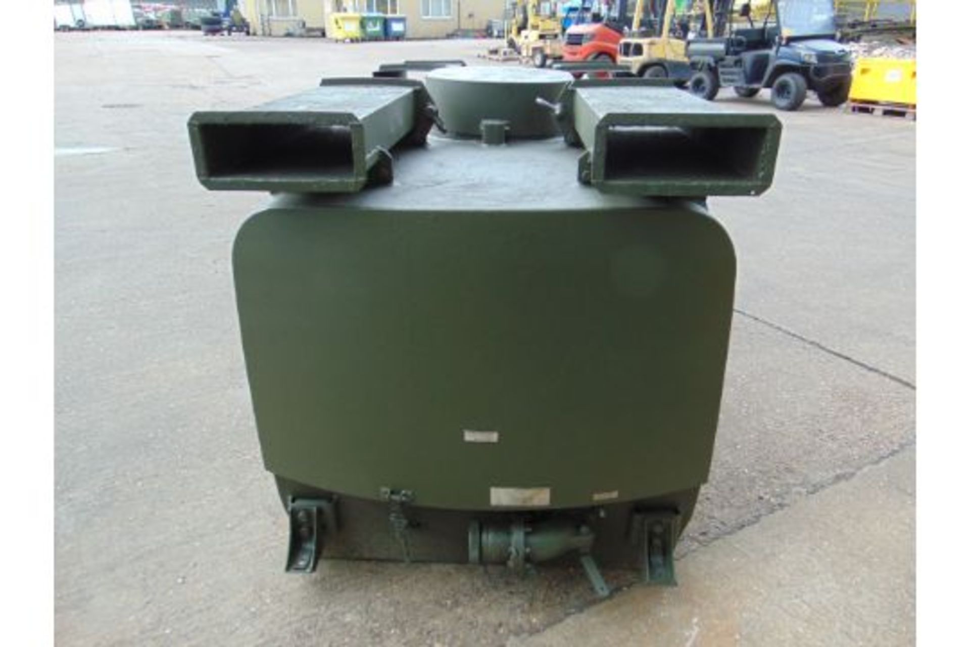 Gloster Saro 2,200 Ltr Aluminium Fuel / Fluid Distribution Tank - Image 6 of 12