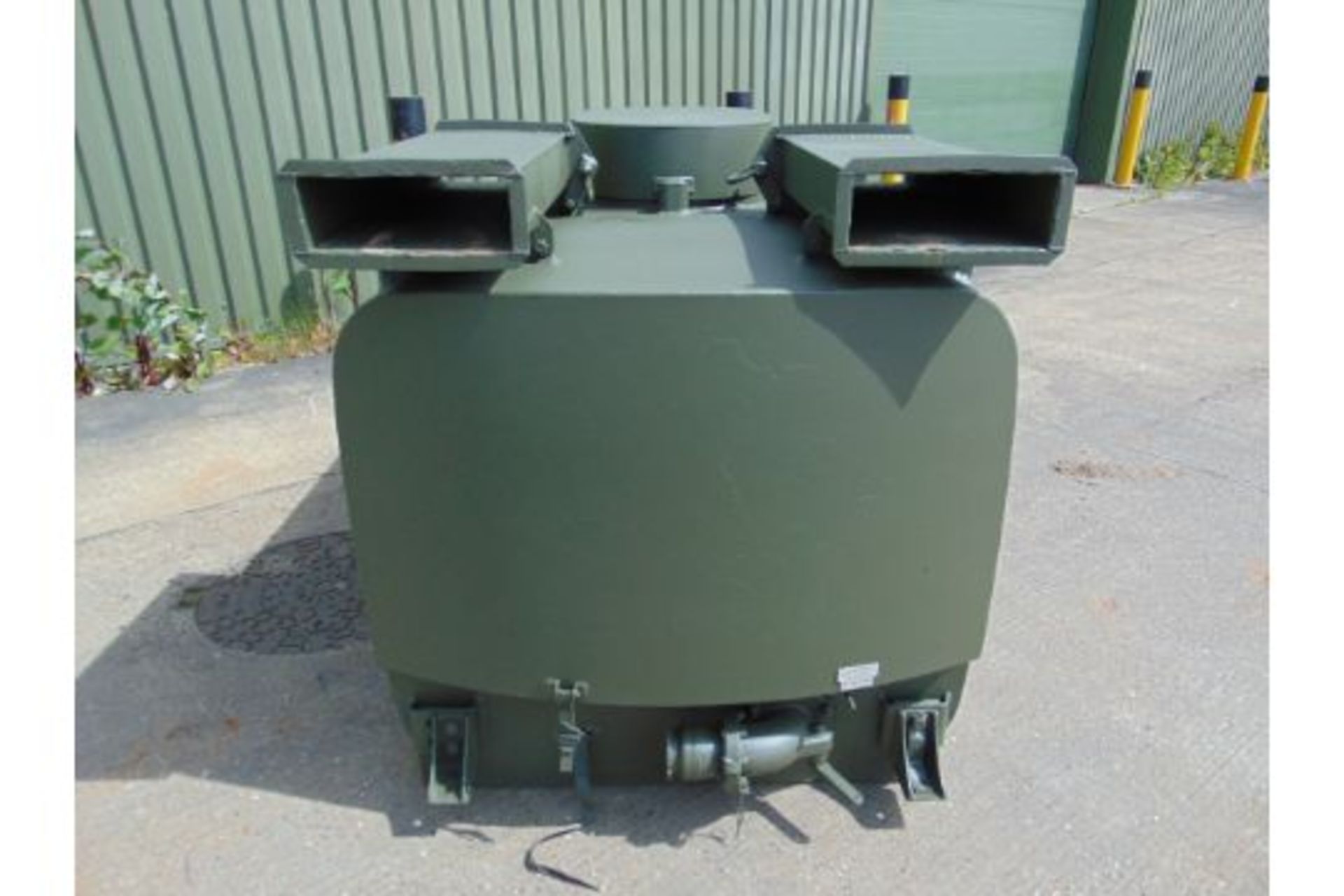 Gloster Saro 2,200 Ltr Aluminium Fuel / Fluid Distribution Tank - Image 3 of 15