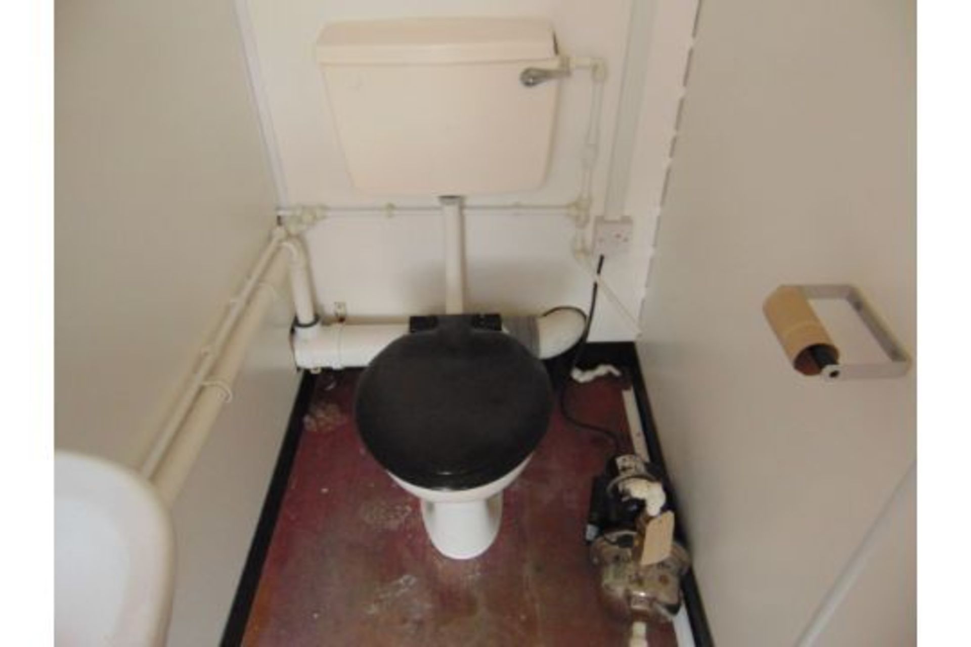 Male / Female Dual Compartment Toilet Block - Bild 22 aus 24