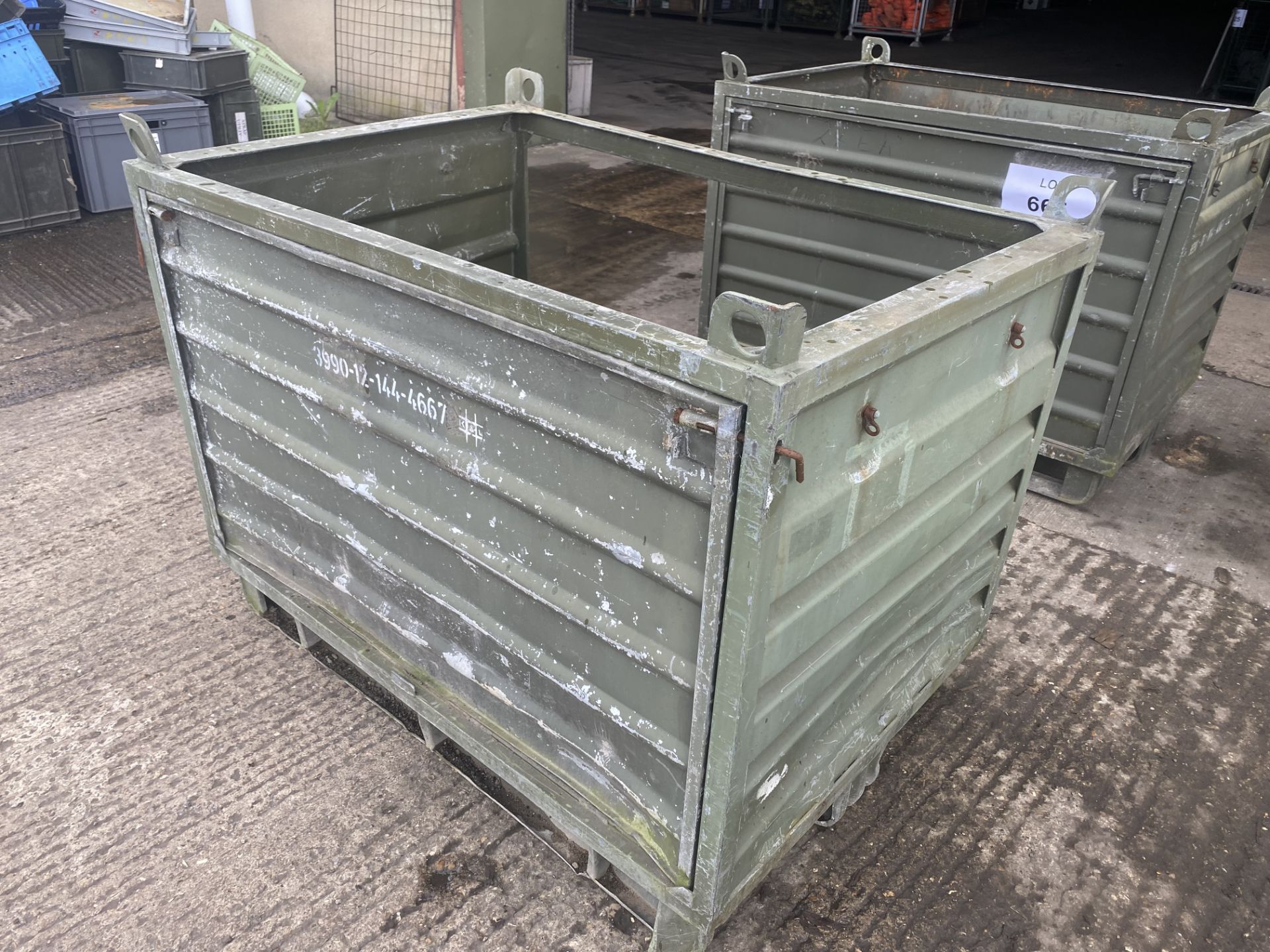 1 x Metal Storage / Transport Crate with Fold down side, Size 130 x 90 x 90 cm