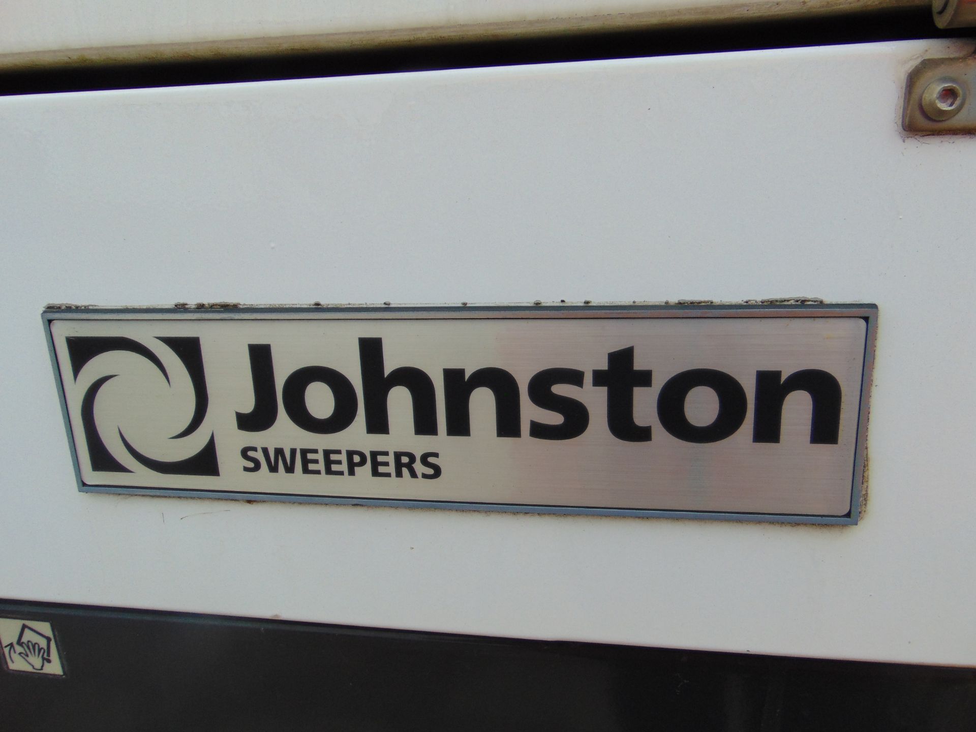 2015 Johnston CX400 EURO 5 Road Sweeper - Image 23 of 28