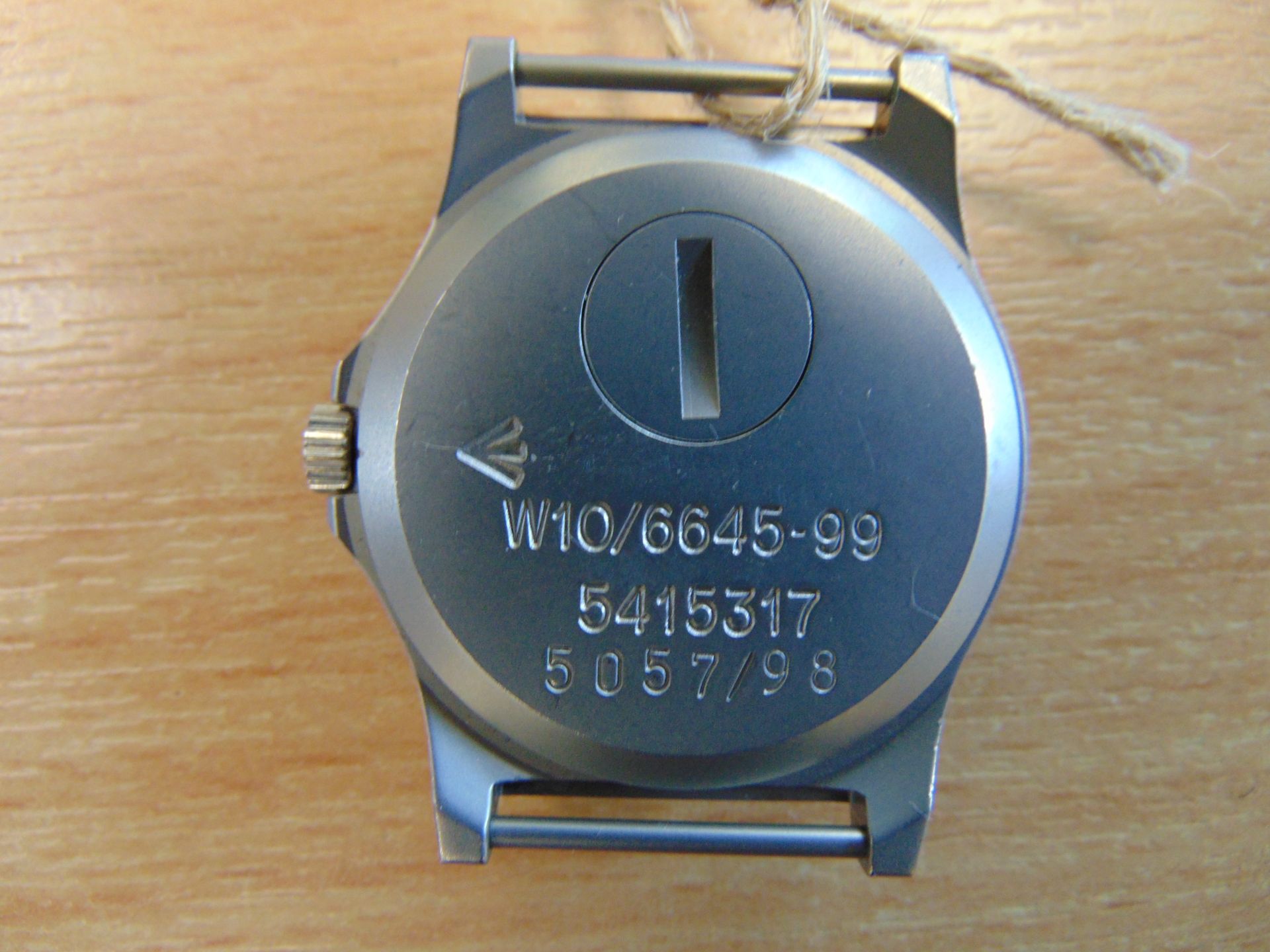 V. Nice Unissued Condition CWC W10 British Army Service Watch Nato Marks, Date 1998 - Bild 3 aus 4