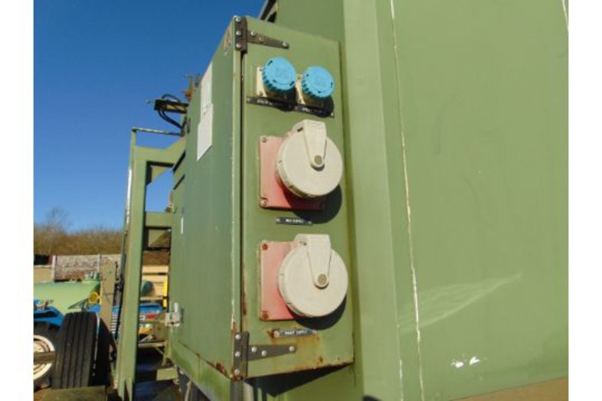Telescopic Mast Trailer - Air Operated -50 KVA Silenced Perkins Diesel Engine From MOD - Image 23 of 37