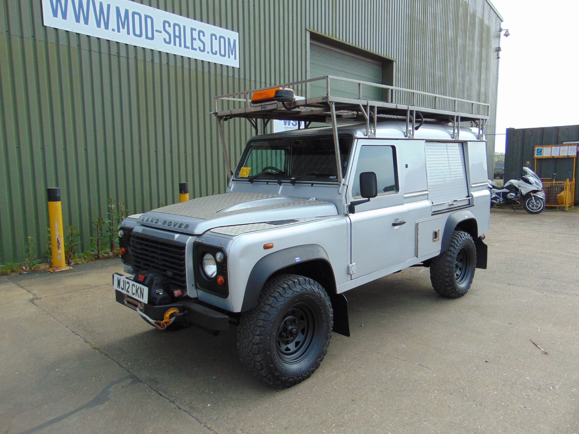 2012 Land Rover Defender 110 Hard Top TD - 2.2 Ltr Diesel - 4 x 4 Utility Vehicle