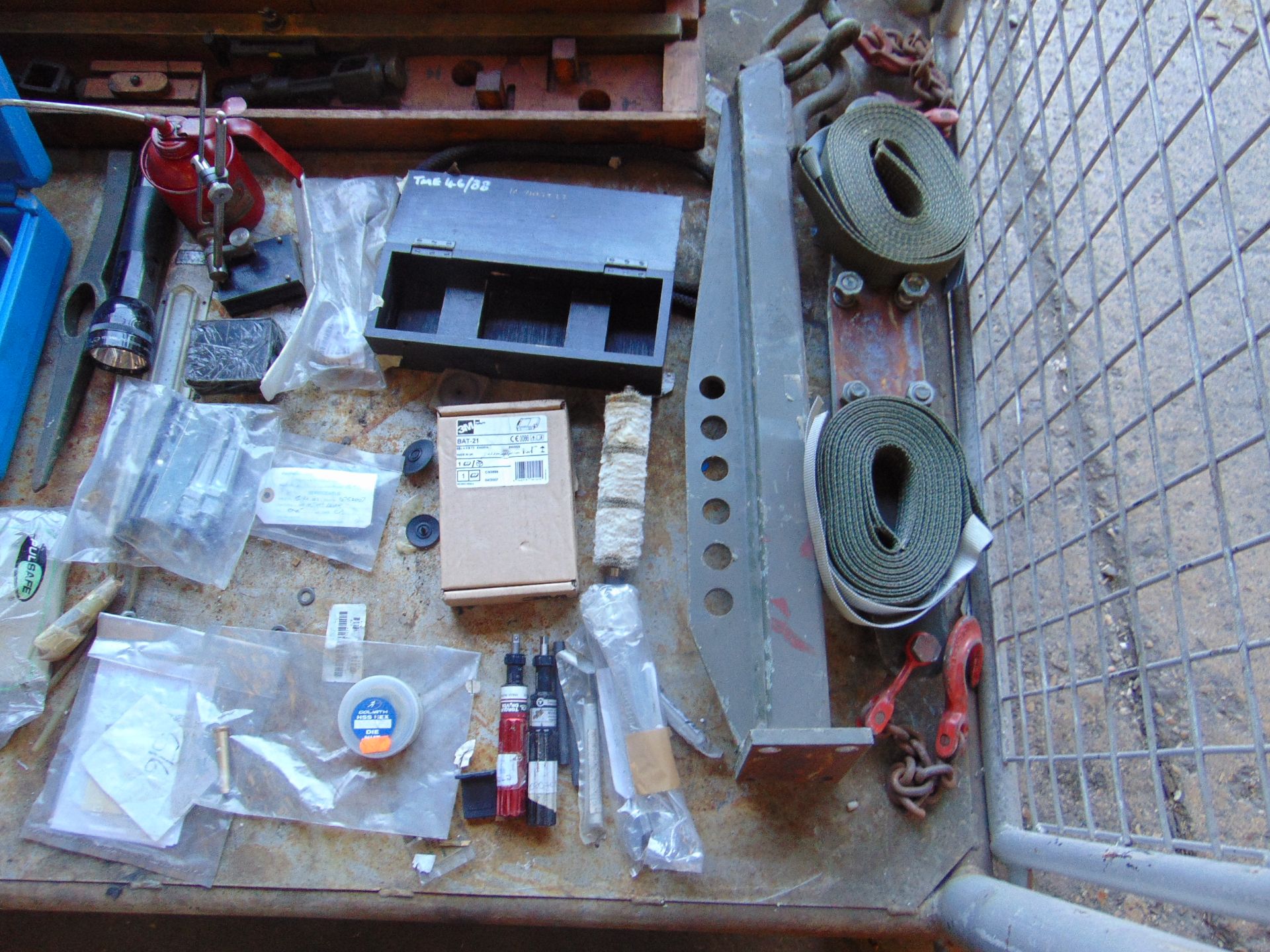 Stillage of Tools, Gauge Camber Kit, Lifting Bar etc - Image 4 of 7