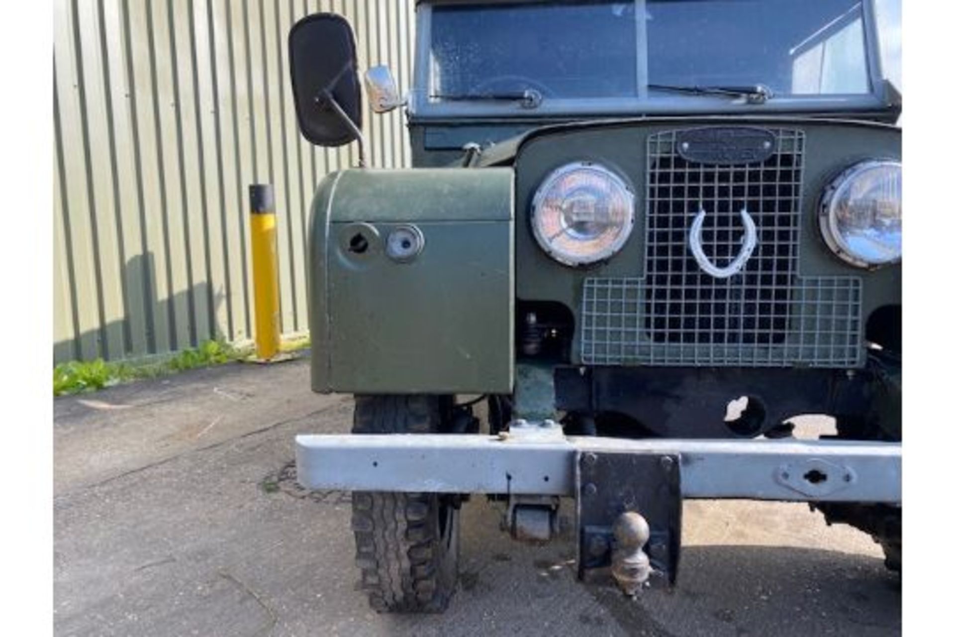 V Rare Land Rover Series 1 107inch truck cab pick up with a large selection of Spare Parts - Bild 10 aus 67