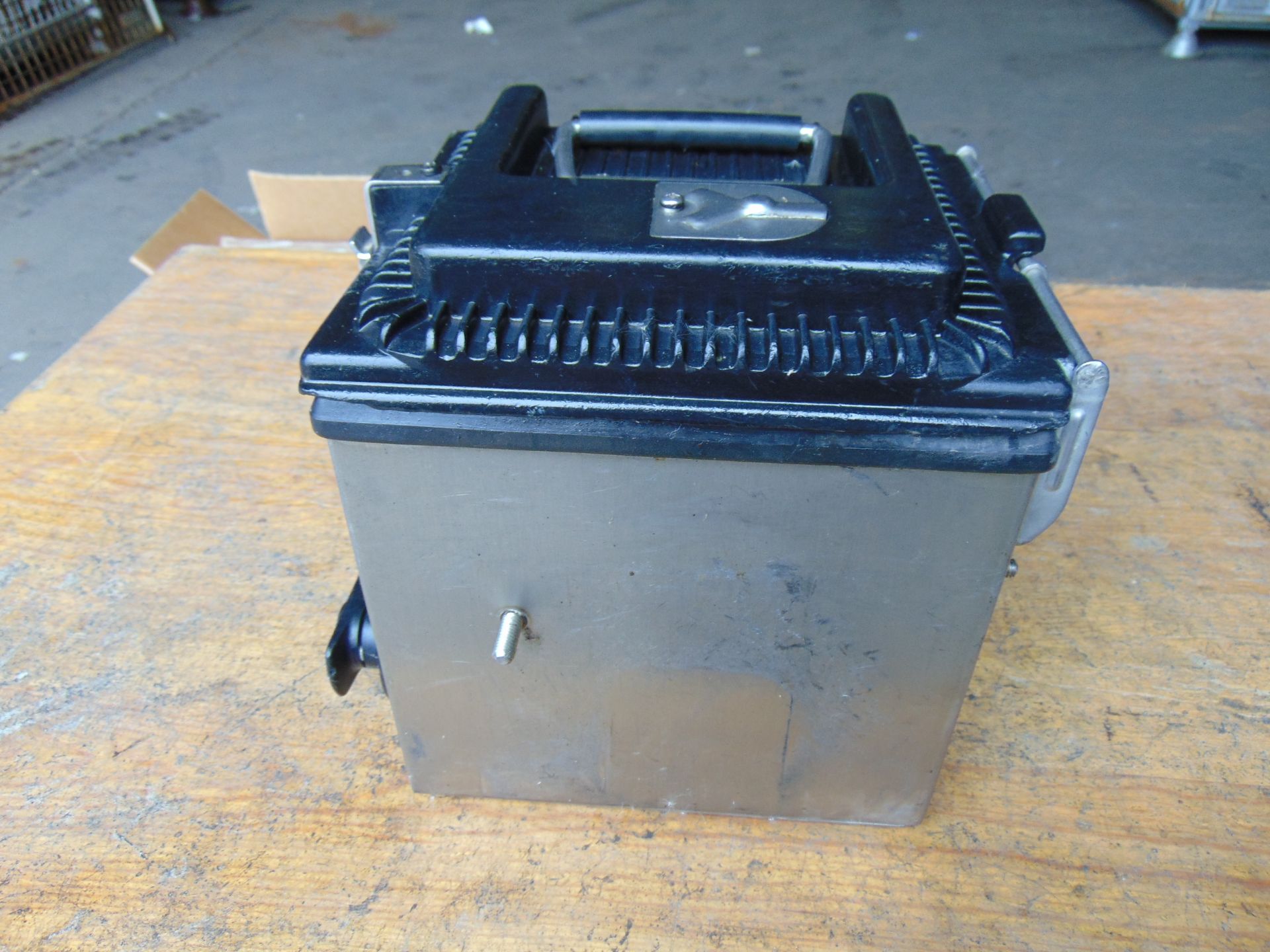 Latest British Electro Thermal Model RAK 15/2 Vehicle Food Cooker - Image 12 of 13
